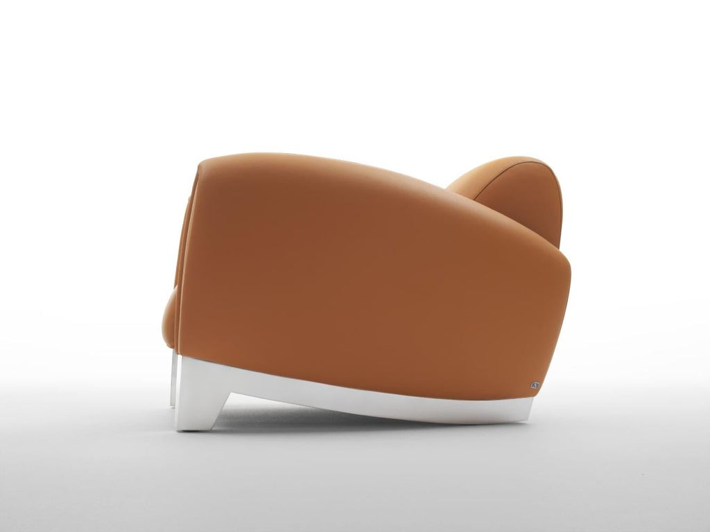 https://a.1stdibscdn.com/de-sede-ds-57-armchair-in-umbra-leatehr-upholstery-by-franz-romero-for-sale-picture-10/f_16392/f_324441521770114233511/1_ds_57_a_1__master.jpg