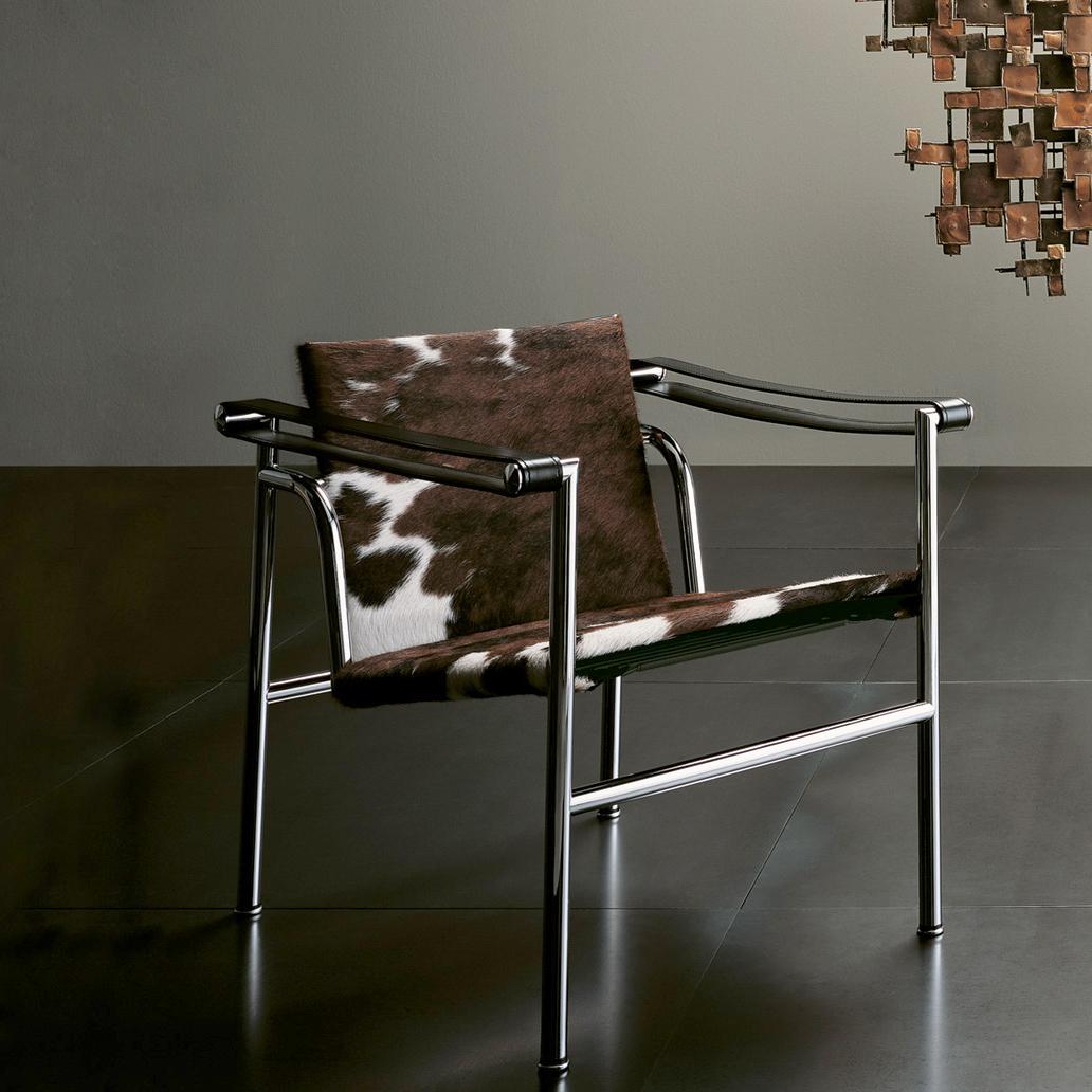 https://a.1stdibscdn.com/set-of-two-lc1-chairs-le-corbusier-pjeanneret-charlotte-perriand-by-cassina-for-sale-picture-3/f_14272/f_286105021652257742300/1_lc1_3_master.jpg