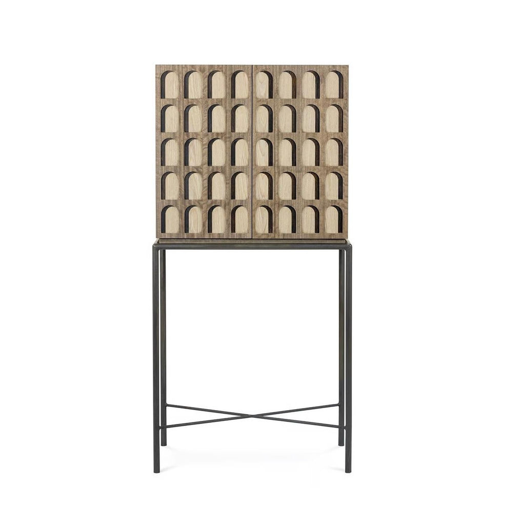 https://a.1stdibscdn.com/geometric-two-doors-cabinet-in-aged-eucalyptus-wood-oxidized-brass-structure-for-sale-picture-2/f_27693/f_460722221753866729404/1_master.jpg