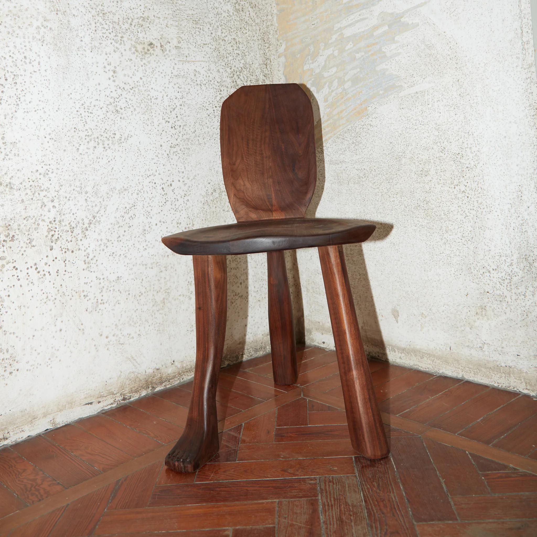 https://a.1stdibscdn.com/foot-accent-chair-by-project-213a-for-sale-picture-5/f_12192/f_343103921684264130778/1_master.jpg