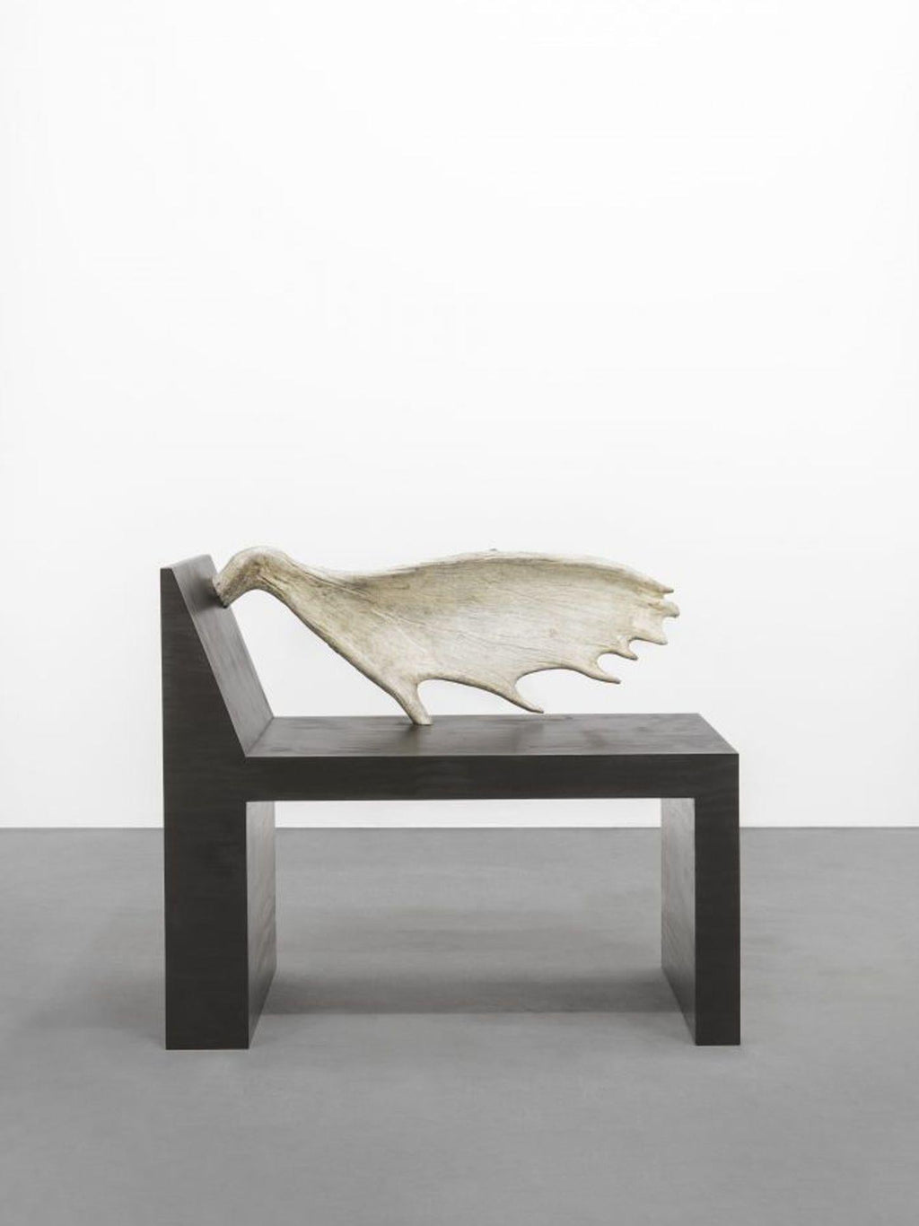 https://a.1stdibscdn.com/tomb-stag-chair-by-rick-owens-for-sale-picture-2/f_12192/f_434239221738348929780/1_master.jpg
