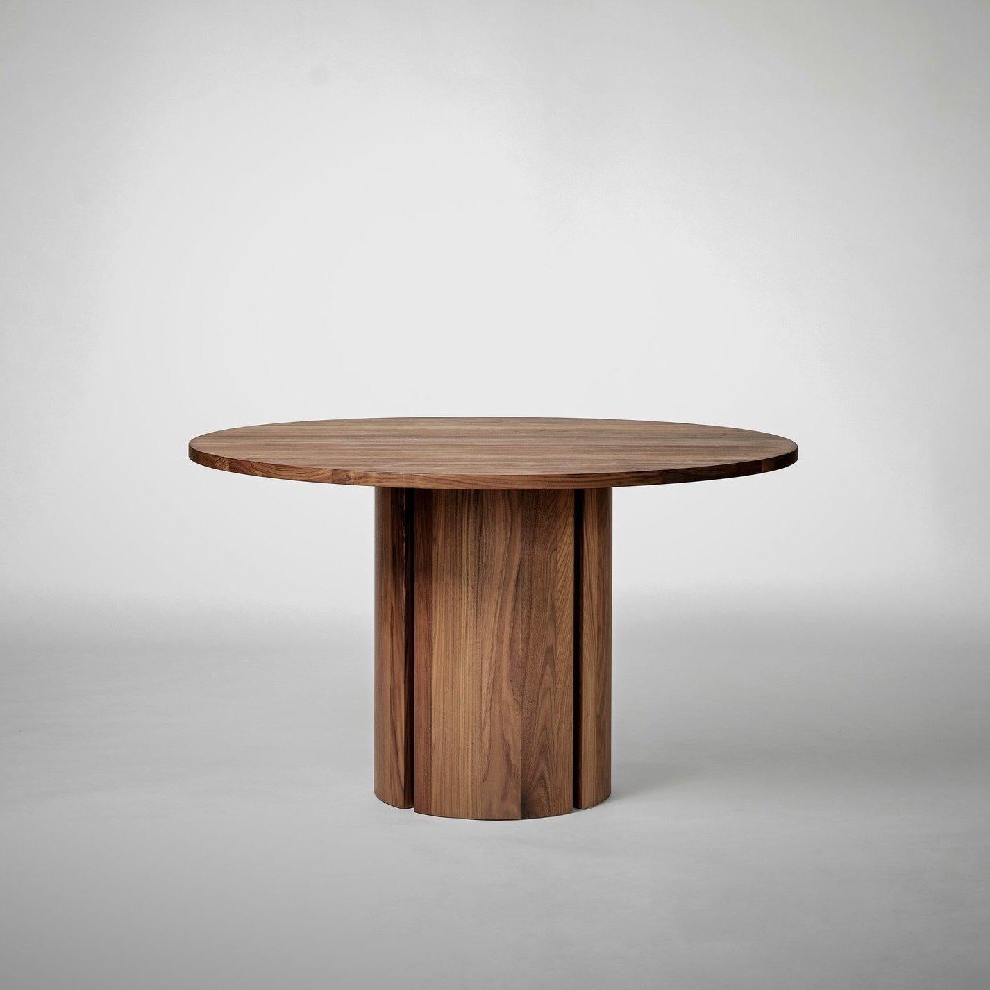https://a.1stdibscdn.com/aperta-c1-120-american-walnut-round-dining-table-by-mokko-amsterdam-for-sale-picture-3/f_12192/f_478106221764705486605/1_master.jpg