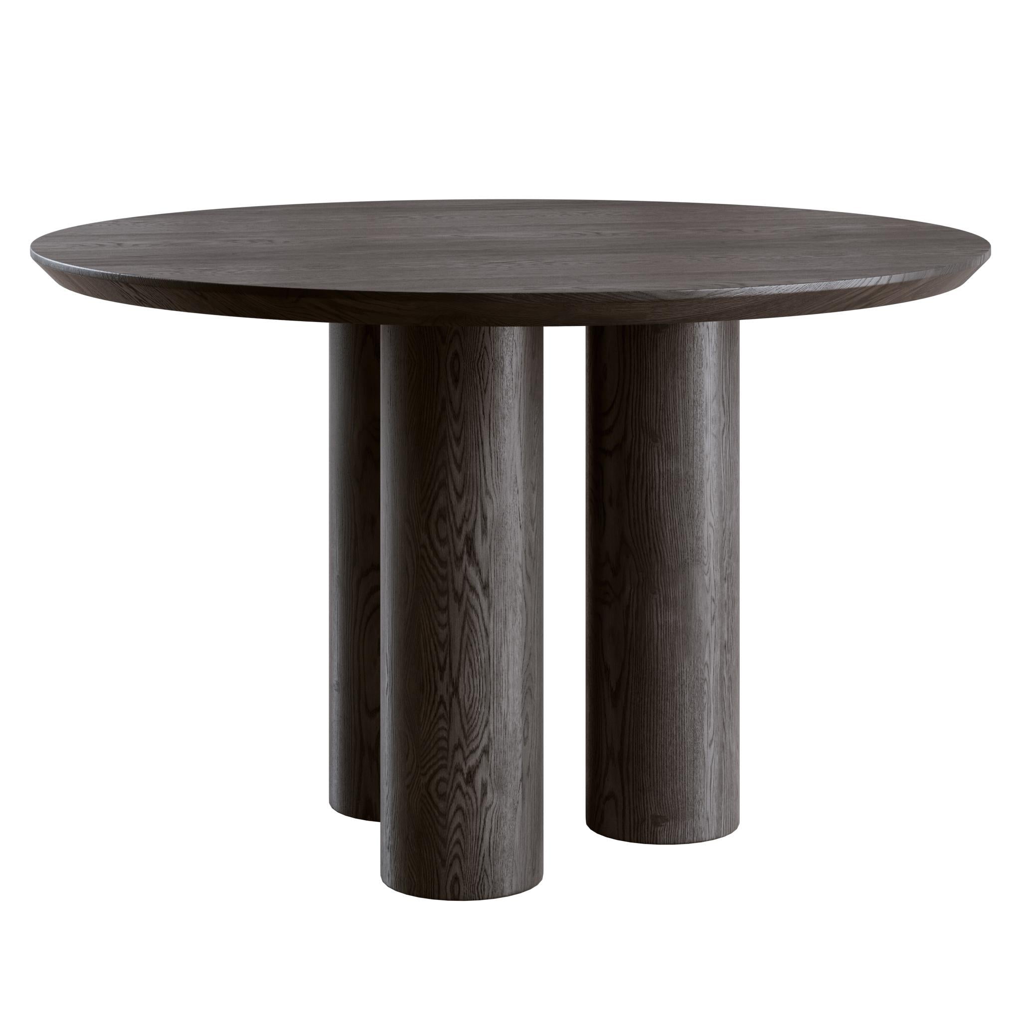 https://a.1stdibscdn.com/scandinavian-modern-round-dining-table-in-black-solid-oak-3d-model-for-sale-picture-4/f_99712/f_463983621756049343281/1_white_master.jpg