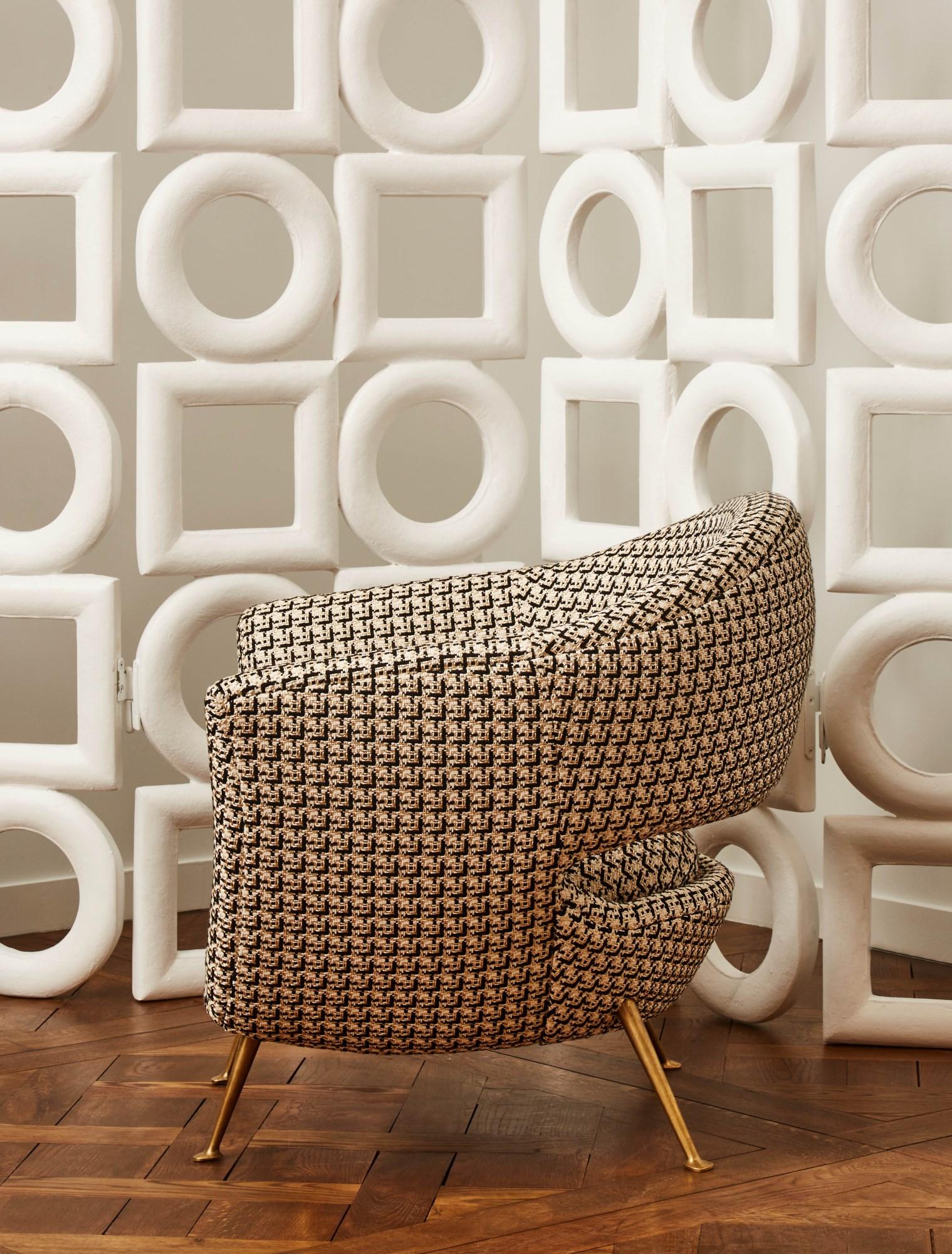 https://a.1stdibscdn.com/pair-of-armchairs-by-studio-glustin-for-sale-picture-9/f_9680/f_434320921738404925105/1b538497_aadf_490d_b72a_158e8ffd0aa3_master.jpg
