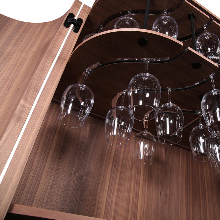 https://a.1stdibscdn.com/modern-home-wine-bar-cabinet-in-brushed-bronze-brass-copper-for-sale-picture-5/f_55202/f_380912221706180753233/1stDibs_Eclipse_5_master.jpg?width=768