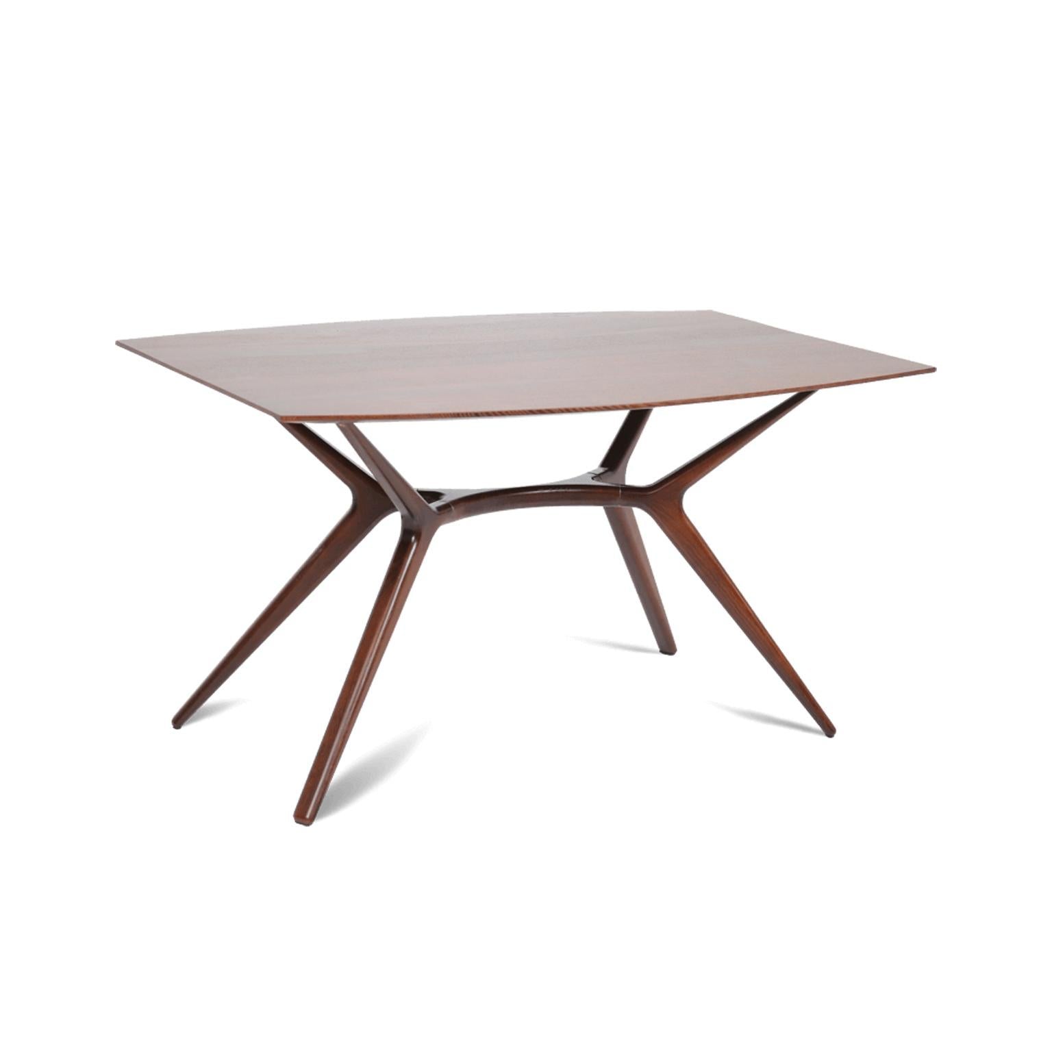 https://a.1stdibscdn.com/mid-century-modern-wooden-dining-table-in-walnut-for-sale-picture-5/f_55202/f_288897421653979386858/1stDibs_MCM_3_master.jpg