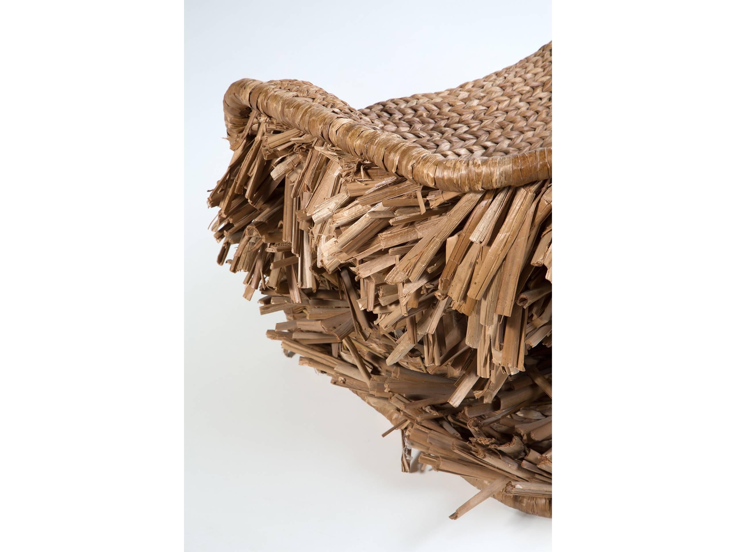 https://a.1stdibscdn.com/vidigal-brazilian-contemporary-hand-woven-natural-fiber-easychair-by-lattoog-for-sale-picture-6/archivesE/upload/f_34261/1522176241515/1stDibs_Poltrona_Vidigal_6__master.jpg