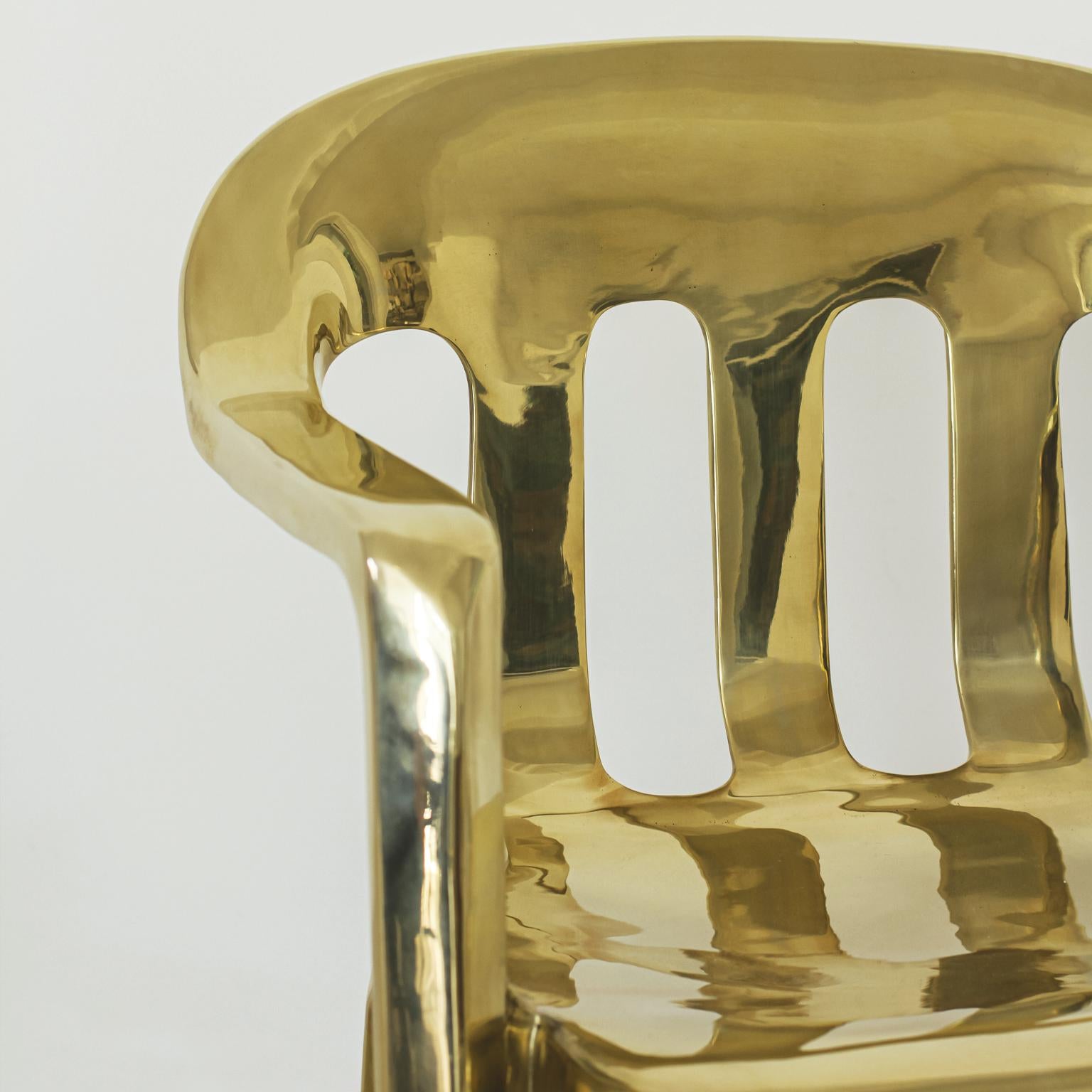 https://a.1stdibscdn.com/contemporary-chair-in-cast-brass-for-sale-picture-7/f_49741/1594230733111/1stdibs_monobloco3_master.jpg
