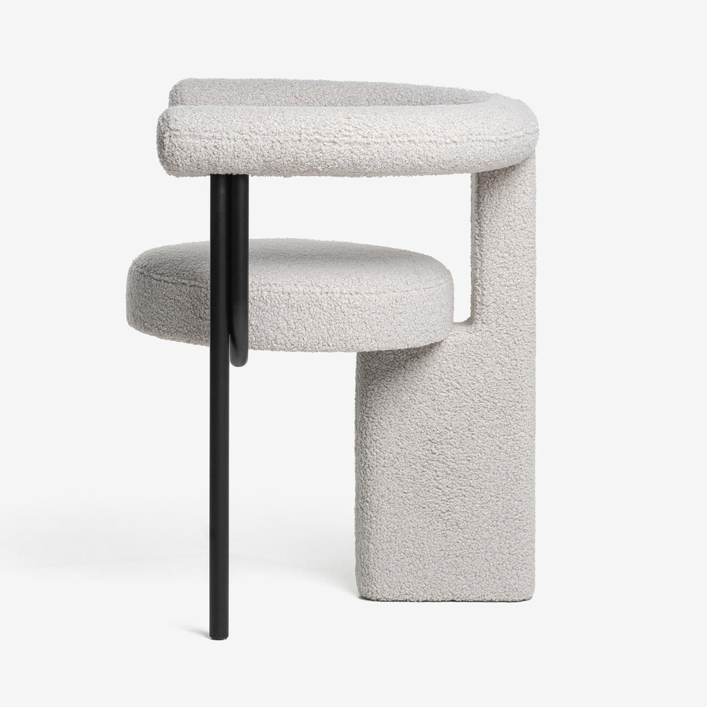https://a.1stdibscdn.com/balance-chair-in-teddy-fabric-for-sale-picture-7/f_63402/f_383193521738165761621/1stdibs_woo_Balance_2_master.jpg