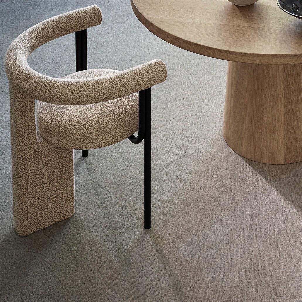 https://a.1stdibscdn.com/balance-chair-in-teddy-fabric-for-sale-picture-14/f_63402/f_383193521738165764109/1stdibs_woo_Balance_9_master.jpg