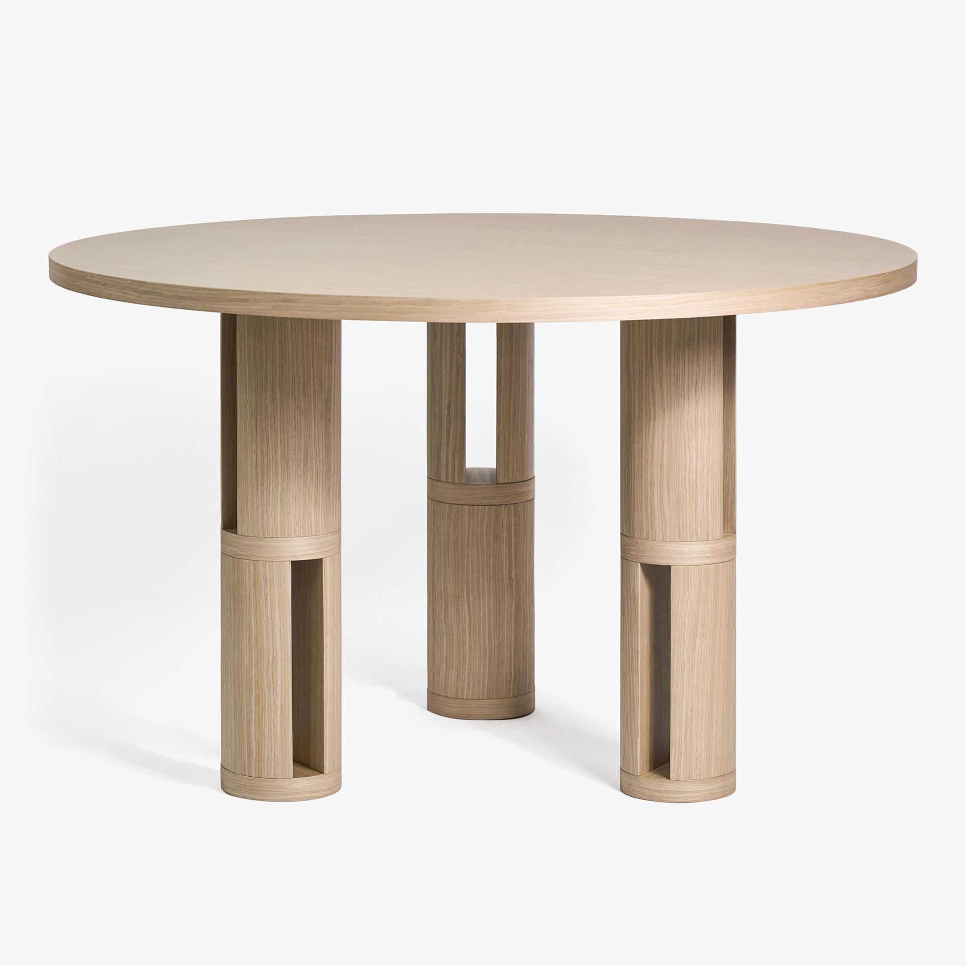 https://a.1stdibscdn.com/dining-table-biblio-by-woo-for-sale-picture-2/f_63402/f_433826721738168164196/1stdibs_woo_Biblio_dining_2_master.jpg