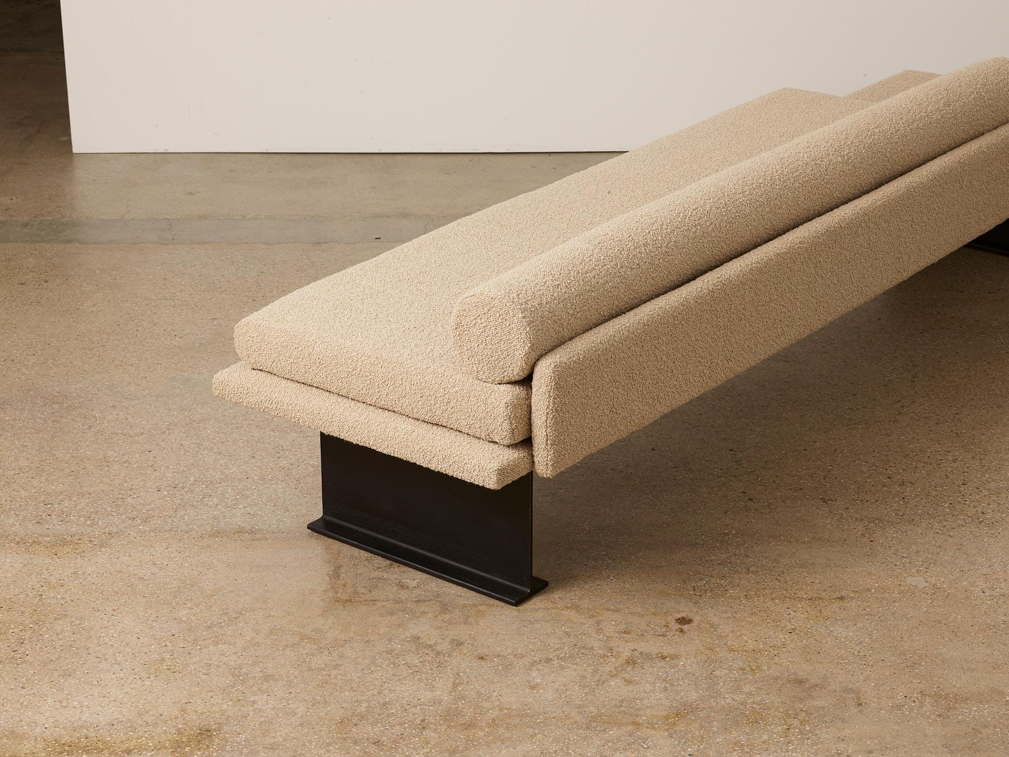 https://a.1stdibscdn.com/trave-sofa-by-umberto-bellardi-ricci-for-sale-picture-13/f_12192/f_327450821676296626197/20010621_UBR_0417_master.jpg