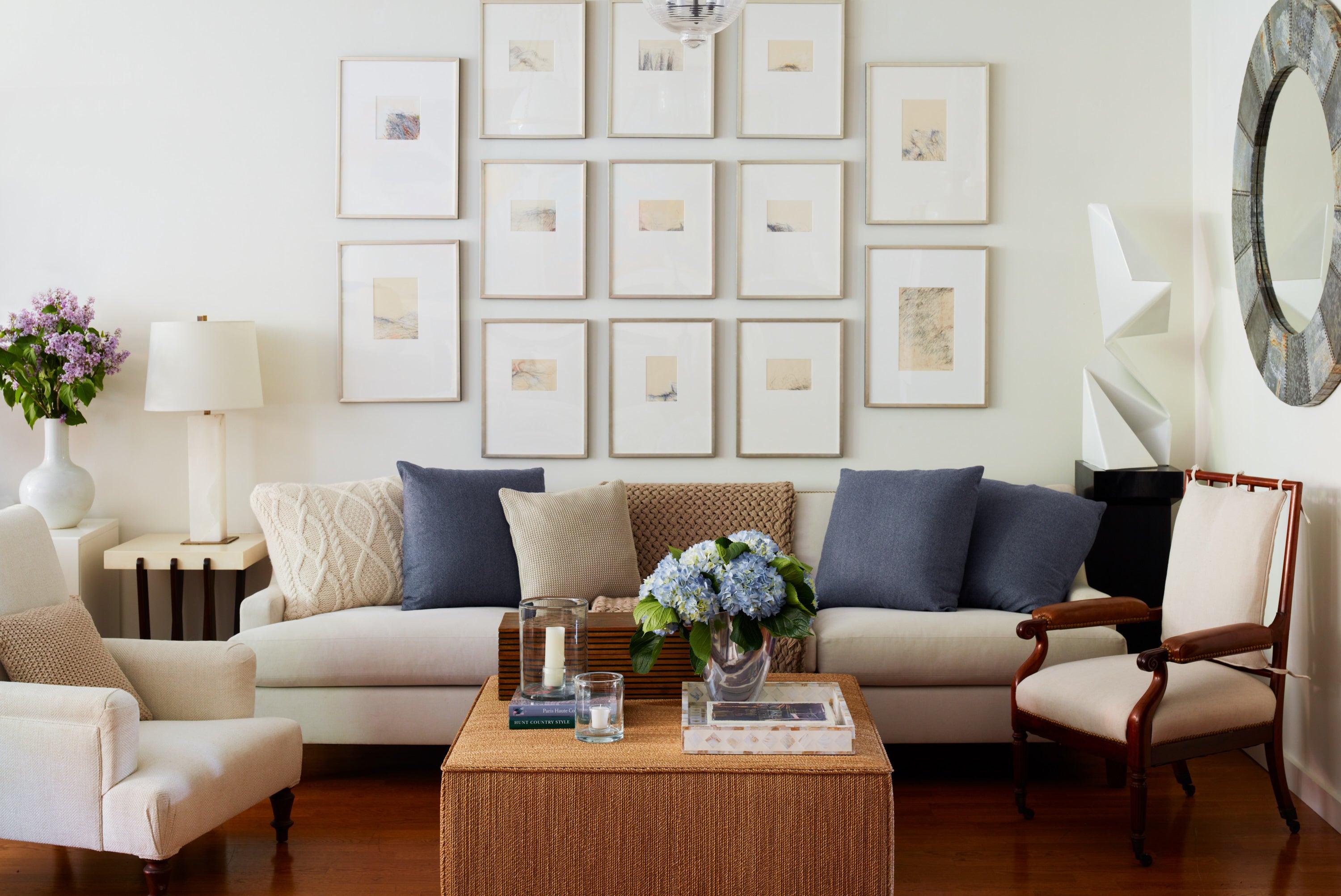 https://a.1stdibscdn.com/maxfield-sofa-for-sale-picture-11/f_64942/f_279998121648563417969/200520_TLenz_FoleyCoxHome24485_1__master.jpg
