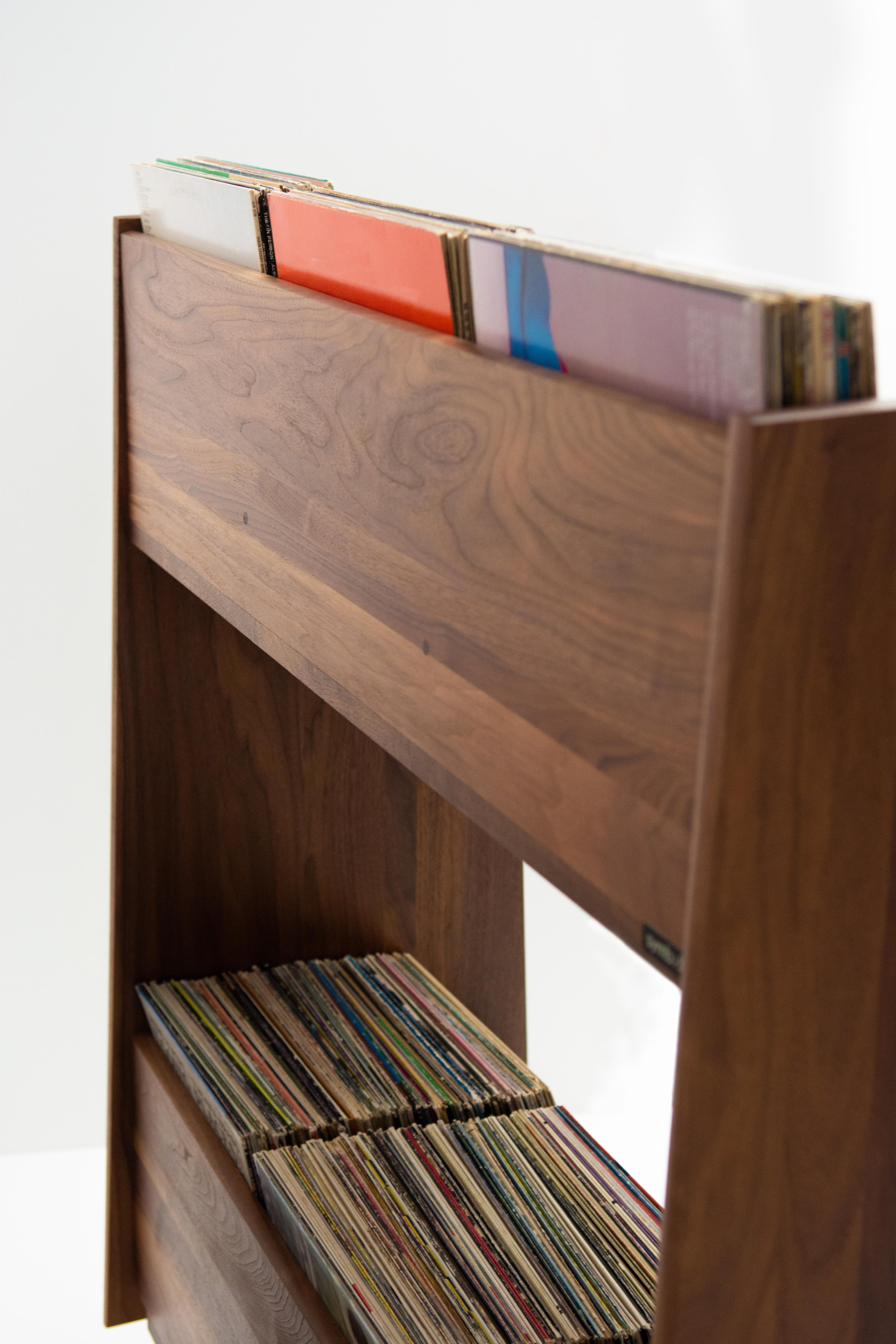 https://a.1stdibscdn.com/4-bay-luxe-record-stand-in-natural-walnut-for-sale-picture-4/f_27523/f_212922021604519338796/200729_TieredStandHH_167REV_master.jpg