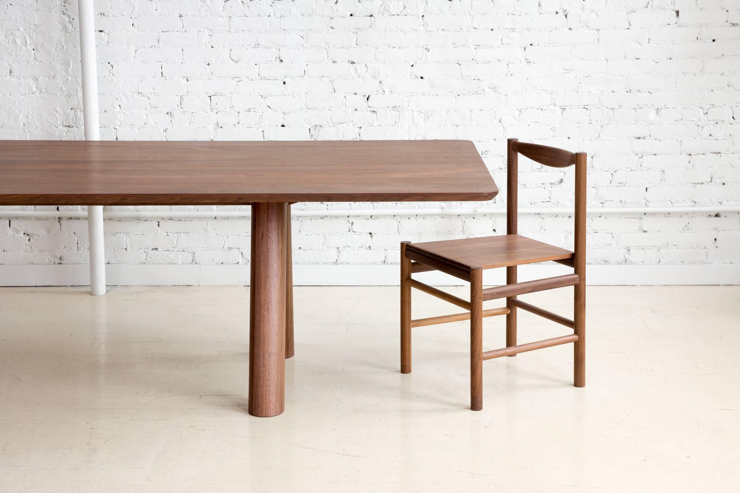 https://a.1stdibscdn.com/contemporary-wood-angled-leg-column-dining-table-in-white-oak-by-fort-standard-for-sale-picture-12/archivesE/upload/f_36481/f_105190131524091475575/20170429_44_master.jpg