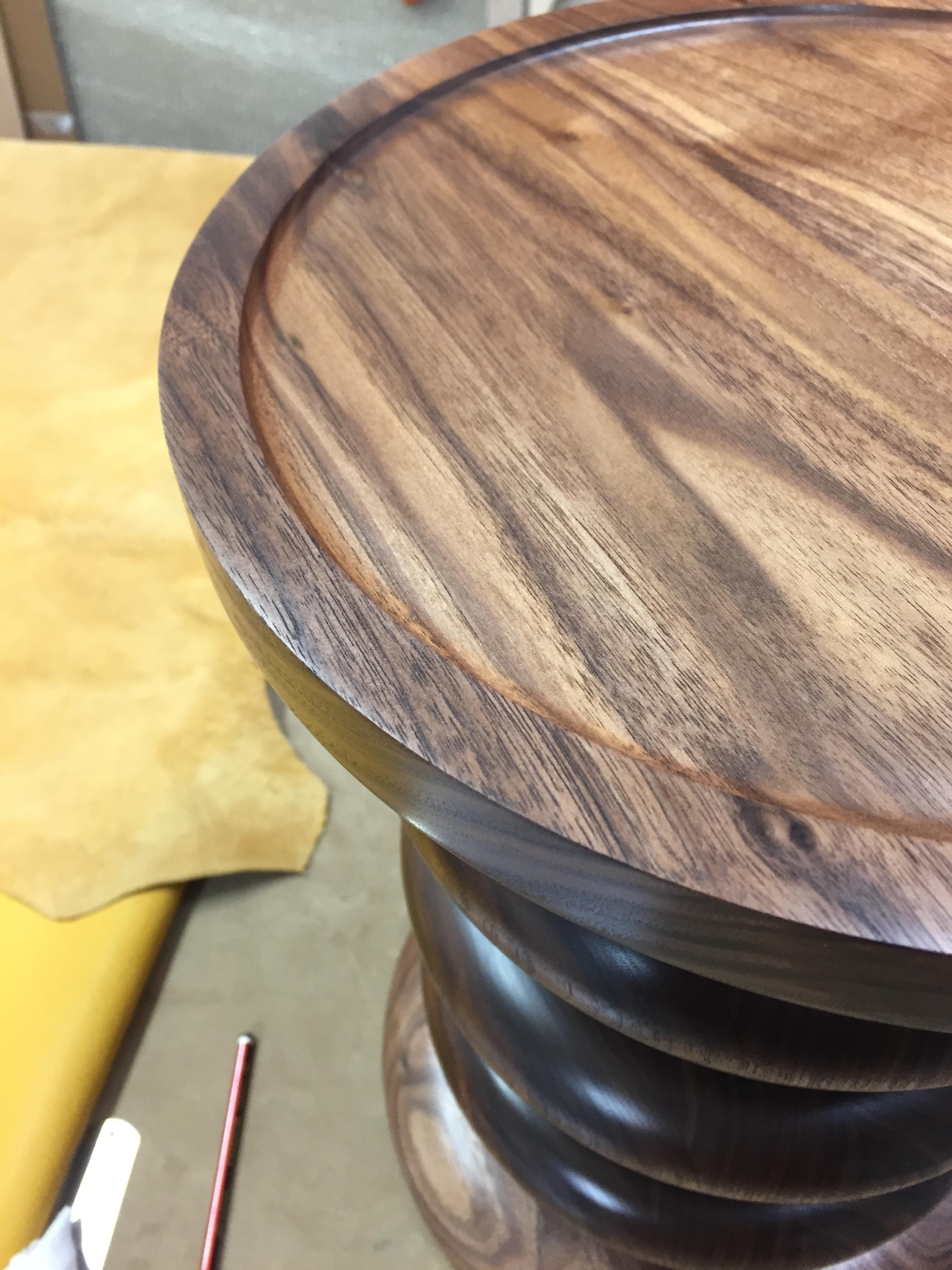 https://a.1stdibscdn.com/vertere-occasional-table-in-solid-oiled-american-black-walnut-hand-turned-for-sale-picture-4/f_27813/f_406669621721206712865/2017_11_08_10_44_04_Vertere_1__master.jpg