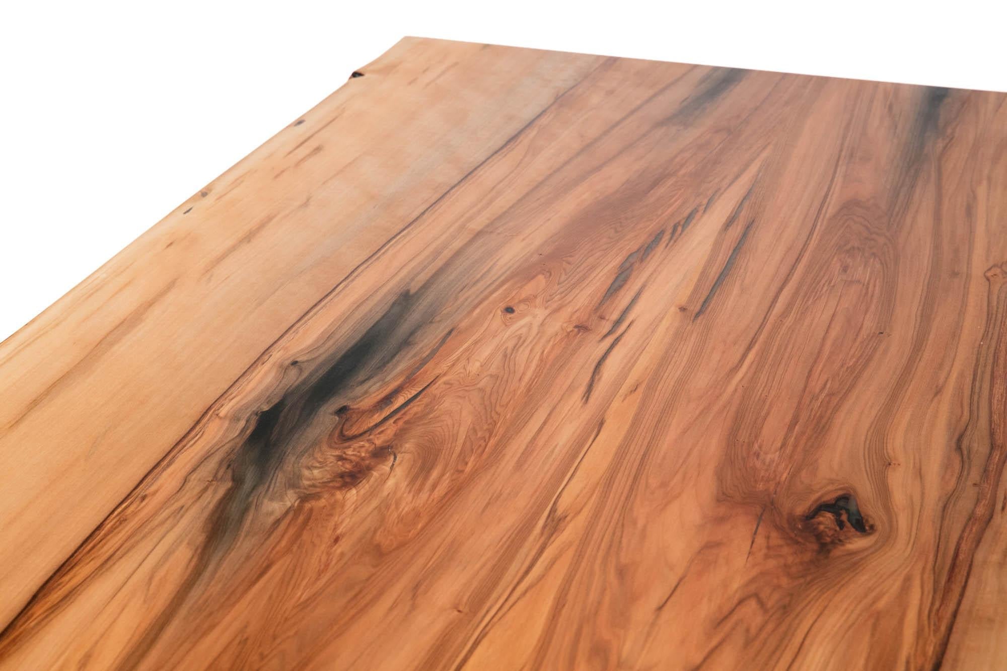 https://a.1stdibscdn.com/live-edge-dining-table-on-legacy-wishbone-base-for-sale-picture-13/f_43982/f_175175811578584294136/2018_21_5DS_0098_master.jpg