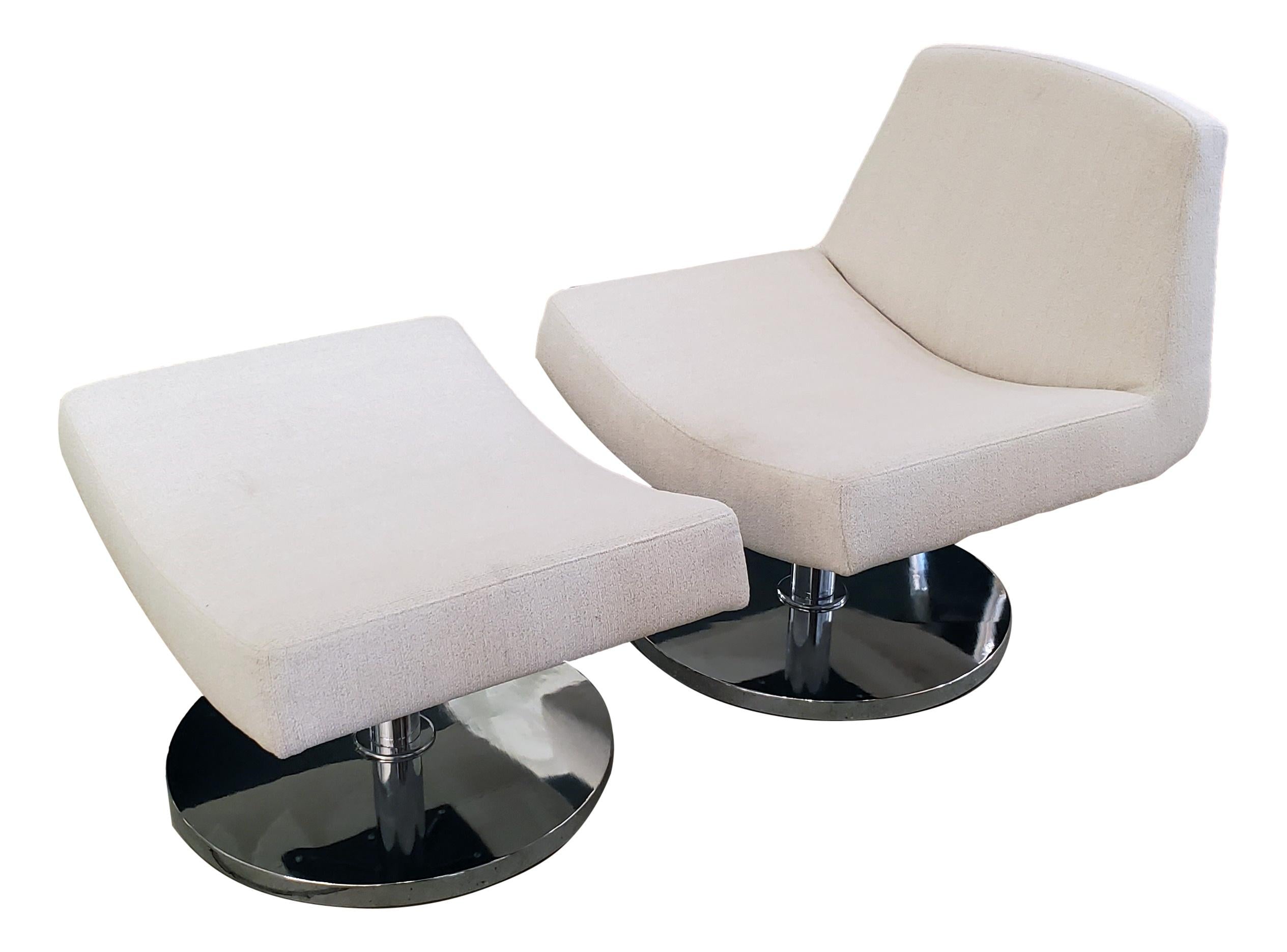 https://a.1stdibscdn.com/goodman-charlton-tanzu-chair-and-ottoman-for-sale-picture-2/f_8031/f_296372121658205883024/20190920_124306_clipped_rev_1_master.jpg