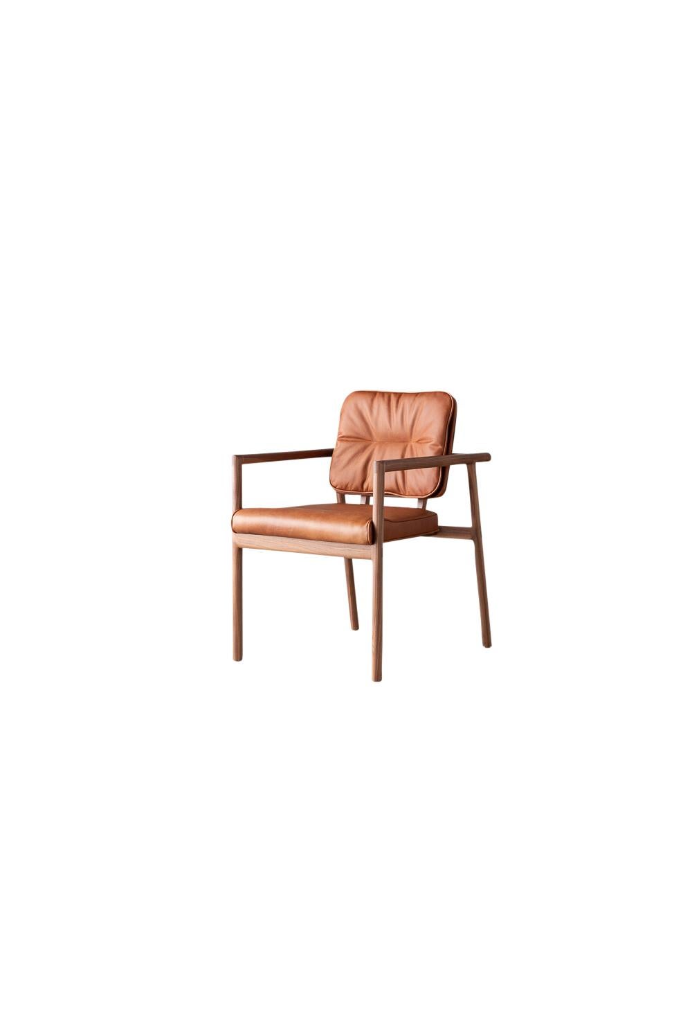 https://a.1stdibscdn.com/earl-hand-crafted-walnut-custom-upholstered-moresby-captain-chair-for-sale-picture-4/f_24193/f_235182221619315638738/20191023_earl2_0098_master.jpg
