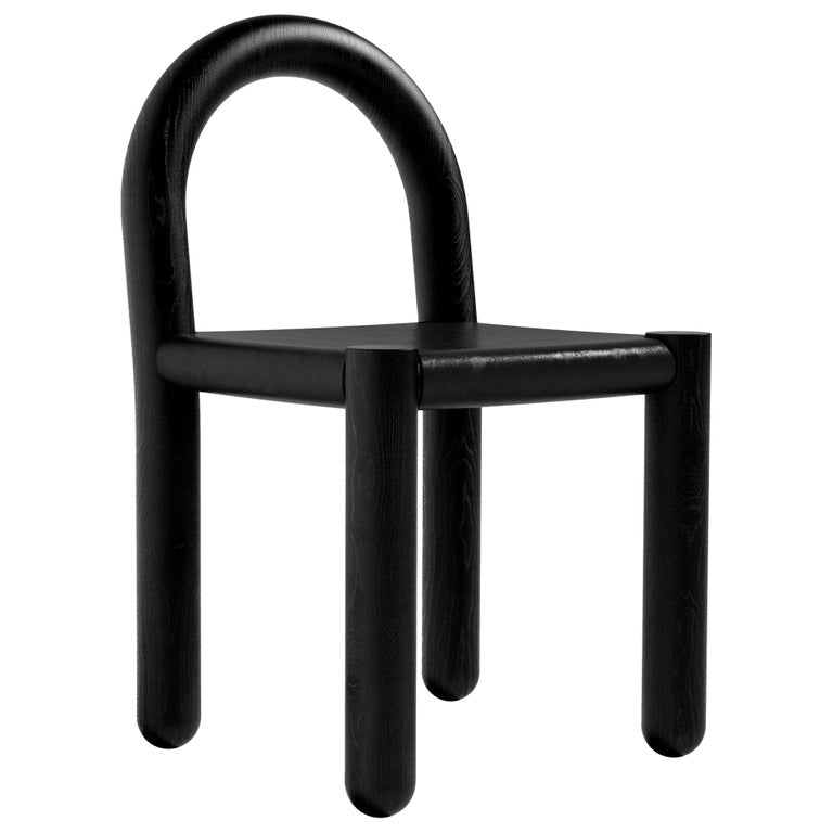 https://a.1stdibscdn.com/missa-chair-in-leather-and-wood-by-pedro-paulo-venzon-for-sale-picture-2/f_41681/f_293679421656588471954/20198112_master.jpg?width=768