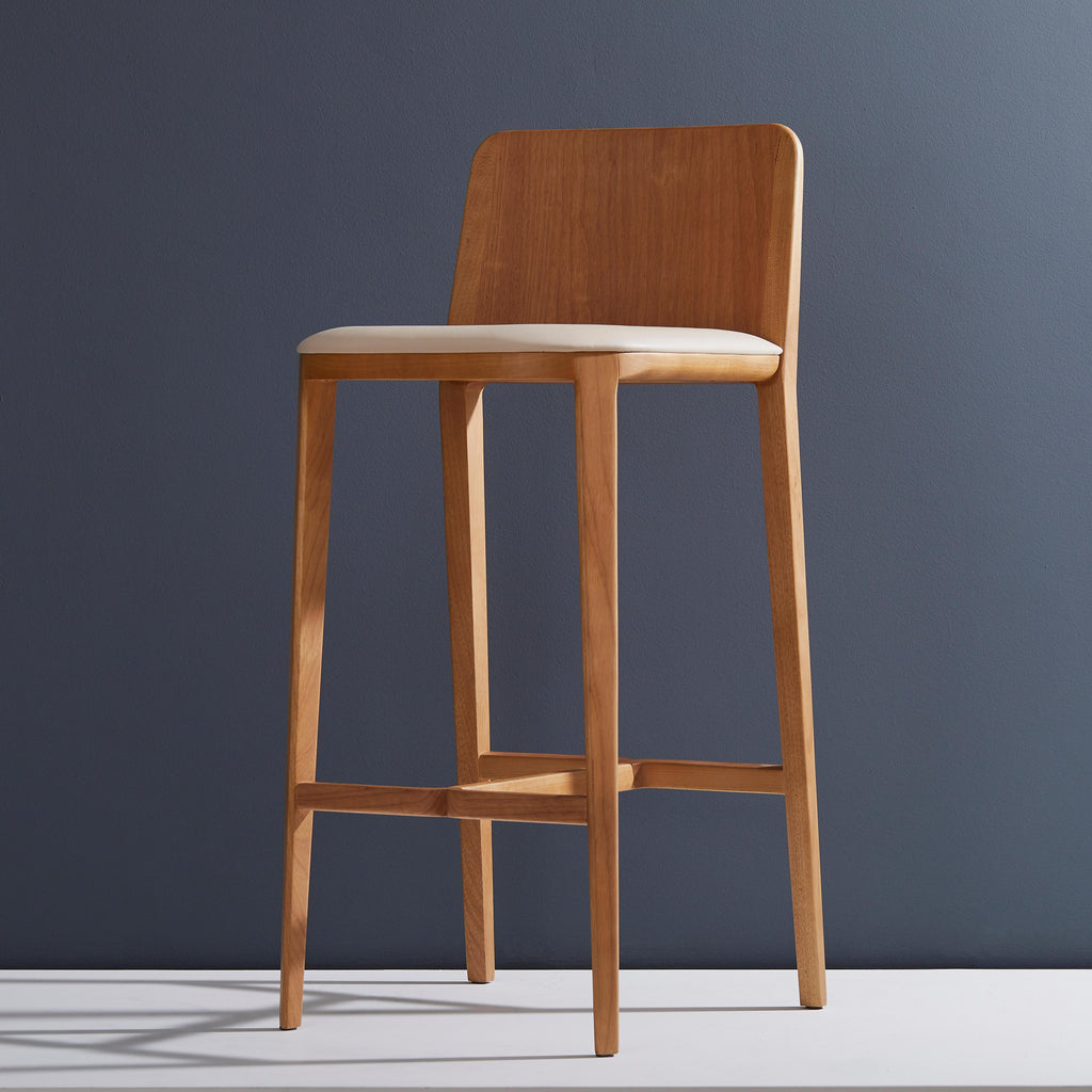 https://a.1stdibscdn.com/minimal-style-solid-wood-stool-textiles-or-leather-seatings-for-sale-picture-2/f_35593/f_151032911560546735691/2019_05_30_Emporio_DanielSimonini_0179_master.jpg