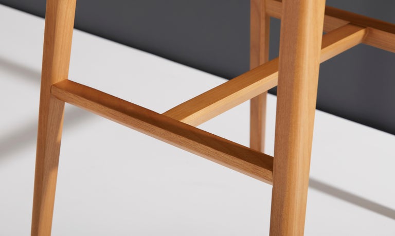 https://a.1stdibscdn.com/minimalist-style-stool-in-black-ebonized-solid-wood-for-sale-picture-16/f_35593/f_175306911578672355005/2019_10_01_EC_0163_master.jpg?width=768