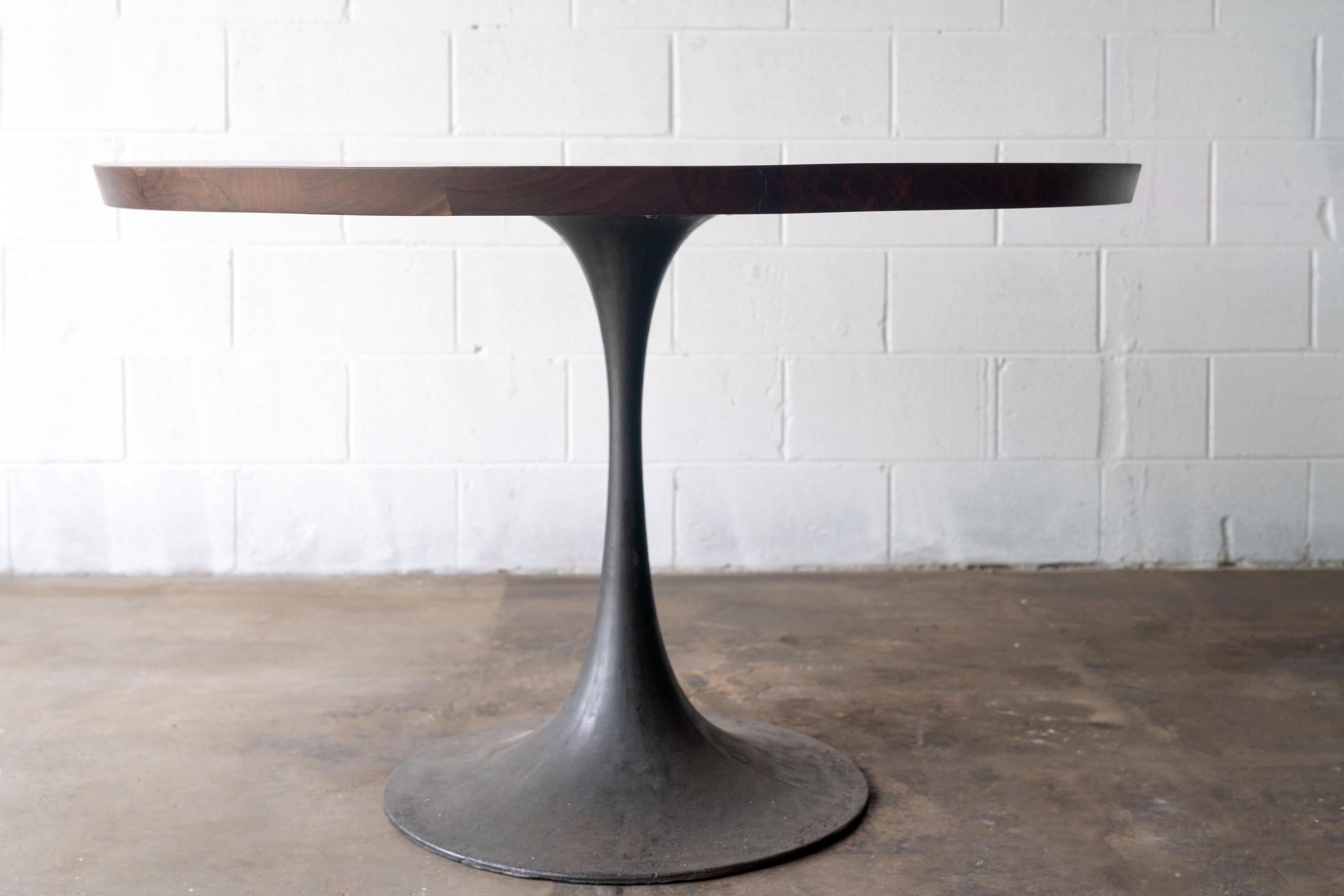 https://a.1stdibscdn.com/custom60-walnut-wood-cast-iron-amicalola-for-sale-picture-2/f_43982/f_281917321649688734906/2020_38_7R3_0165_3000px_master.jpg