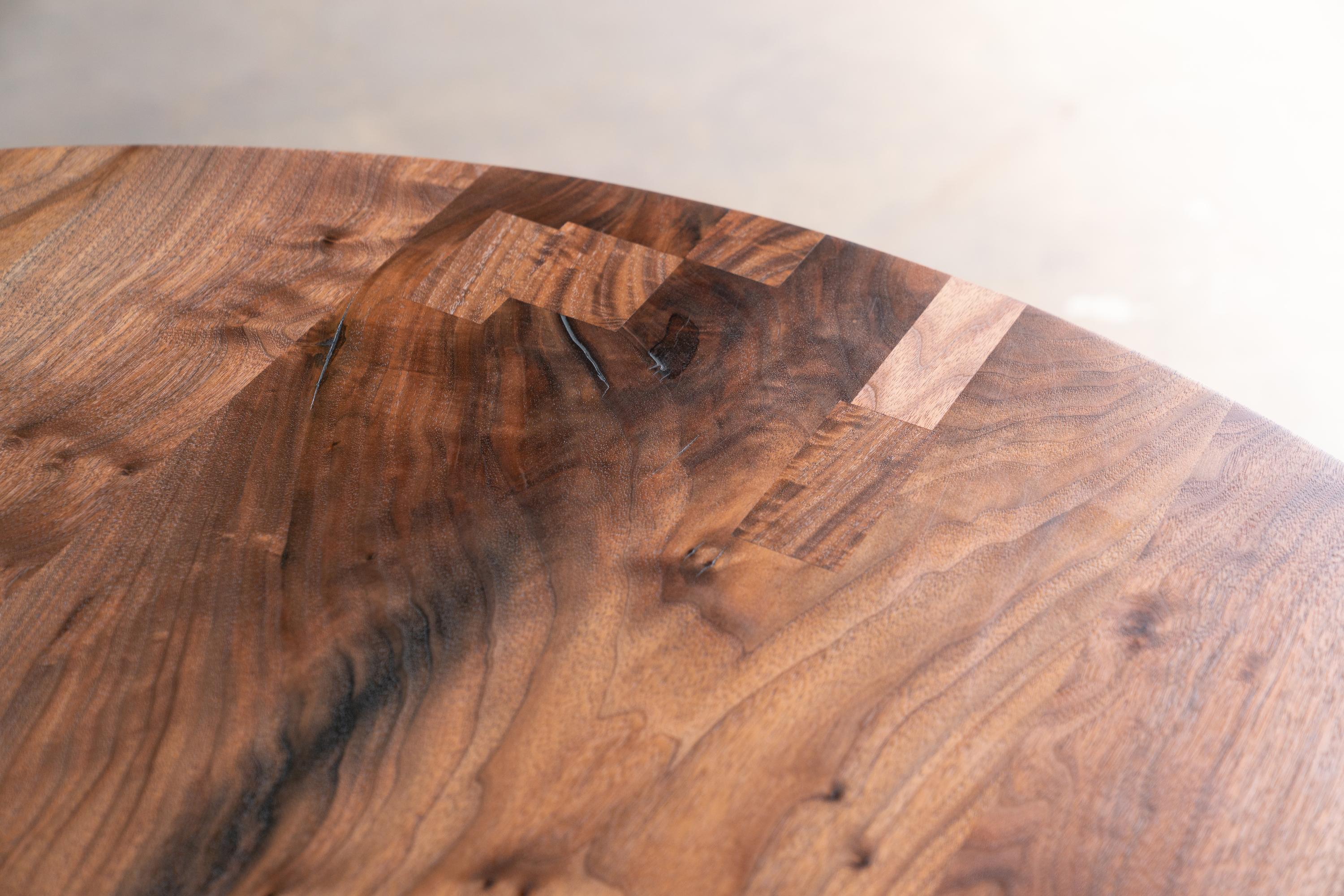 https://a.1stdibscdn.com/oval-pedestal-dining-table-solid-walnut-cast-iron-amicalola-base-alabama-sawyer-for-sale-picture-5/f_43982/f_286036821652207967104/2020_38_7R3_0173_3000px_master.jpg