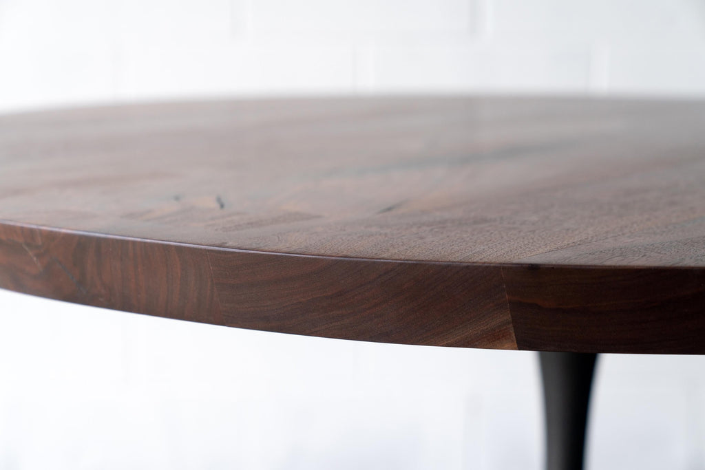https://a.1stdibscdn.com/oval-pedestal-dining-table-solid-walnut-cast-iron-amicalola-base-alabama-sawyer-for-sale-picture-3/f_43982/f_286036821652207967924/2020_38_7R3_0180_3000px_master.jpg