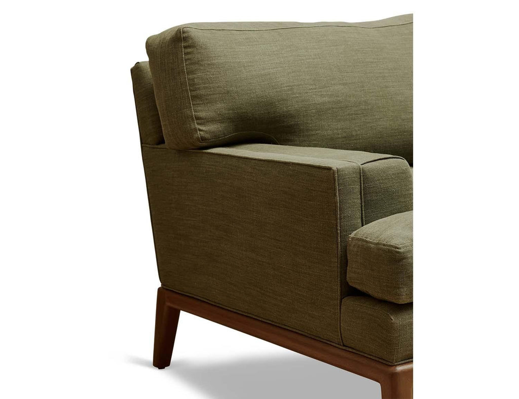 https://a.1stdibscdn.com/green-linen-and-walnut-forster-sofa-by-lawson-fenning-for-sale-picture-3/f_8060/f_350399721688160310551/2021_01_13_LAWSON_FENNING_0249_master.jpg