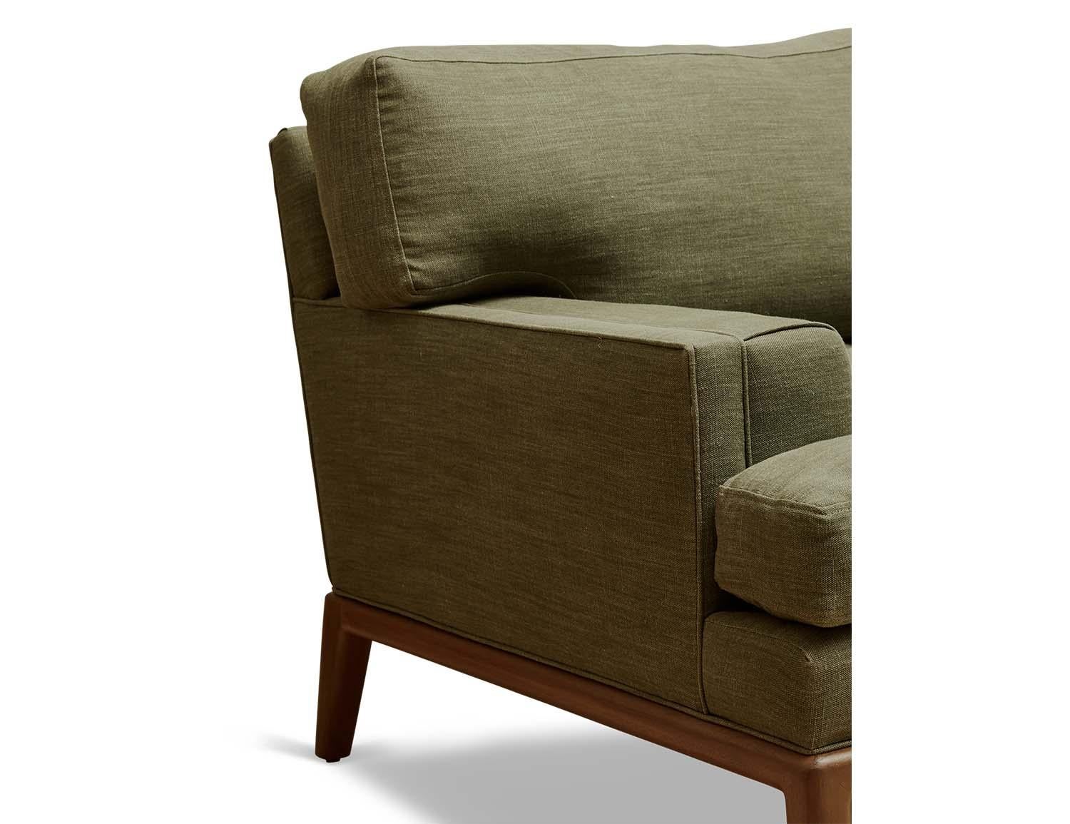 https://a.1stdibscdn.com/green-linen-and-walnut-forster-sofa-by-lawson-fenning-for-sale-picture-3/f_8060/f_350399721688160310551/2021_01_13_LAWSON_FENNING_0249_master.jpg