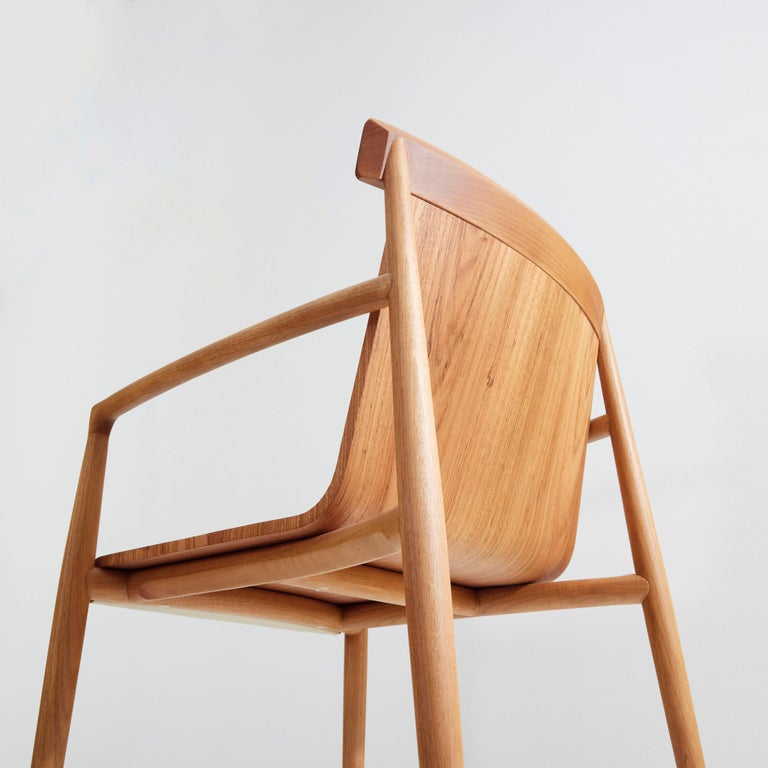 https://a.1stdibscdn.com/contemporary-chair-in-solid-wood-upholstered-in-leather-or-textiles-with-arms-for-sale-picture-6/f_35593/f_245291721626357207852/2021_07_01_DanielSimonini_162_master.jpg?width=768