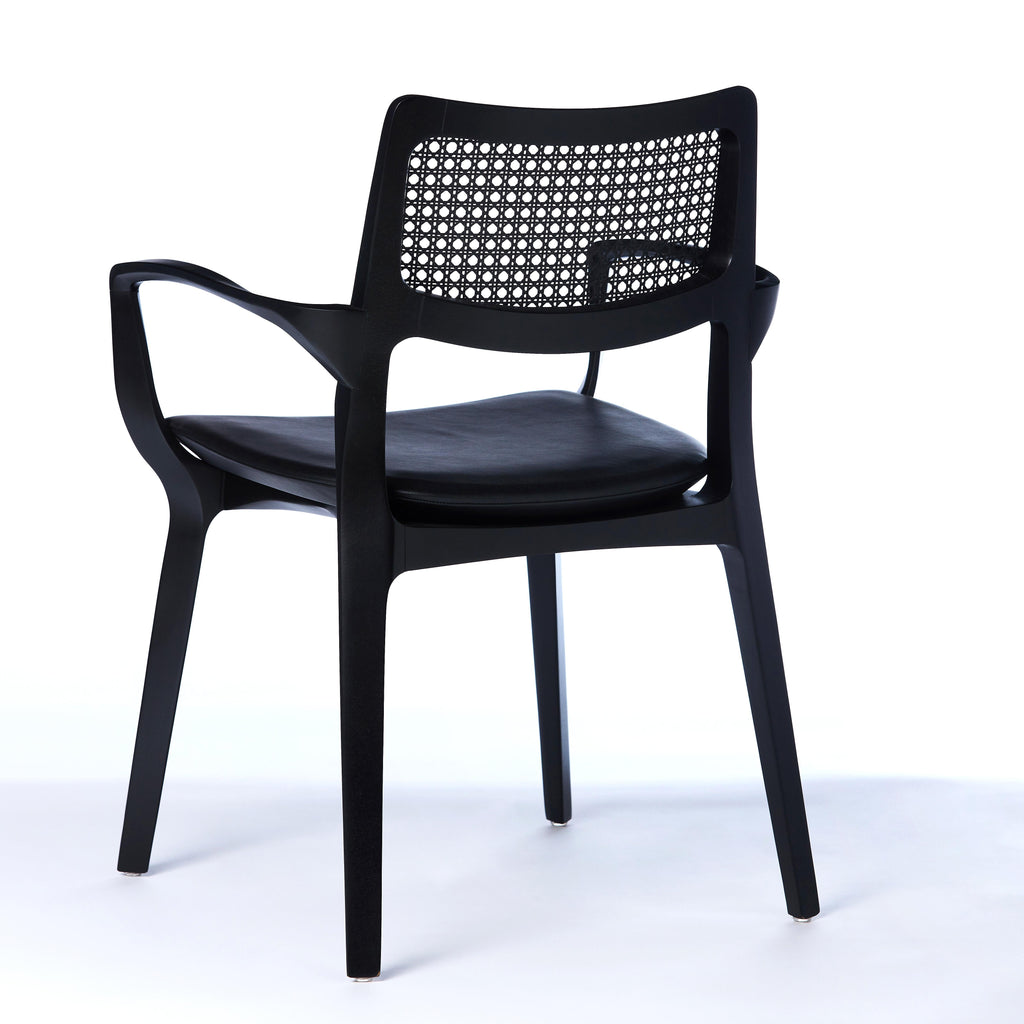 https://a.1stdibscdn.com/post-modern-style-aurora-chair-in-black-ebonized-with-cane-back-and-leather-for-sale-picture-4/f_35593/f_299053921659979783160/2022_05_27_Emporio_Cadeiras_19817_master.jpg