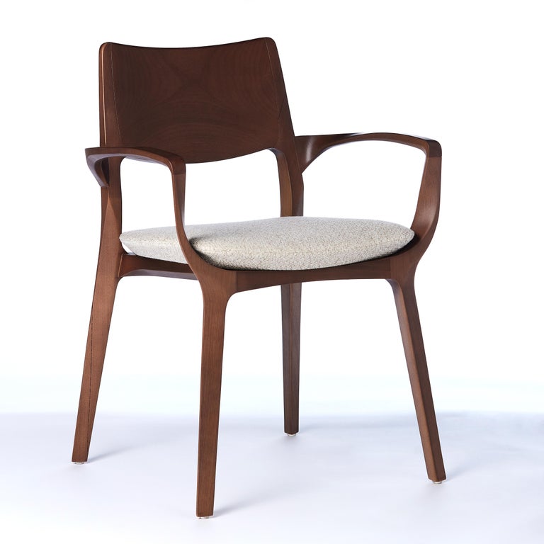 https://a.1stdibscdn.com/post-modern-style-aurora-chair-in-walnut-finish-with-wooden-back-and-textile-for-sale-picture-16/f_35593/f_299055721659980249511/2022_05_27_Emporio_Cadeiras_19819_16_56_05_master.jpg?width=768