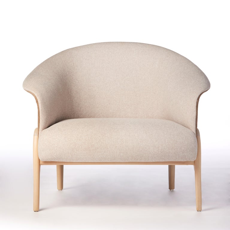 https://a.1stdibscdn.com/modern-organic-style-collana-armchair-in-solid-wood-leather-flexible-seating-for-sale-picture-3/f_35593/f_299072121659987265577/2022_06_09_Daniel_Simonini19982_master.jpg?width=768