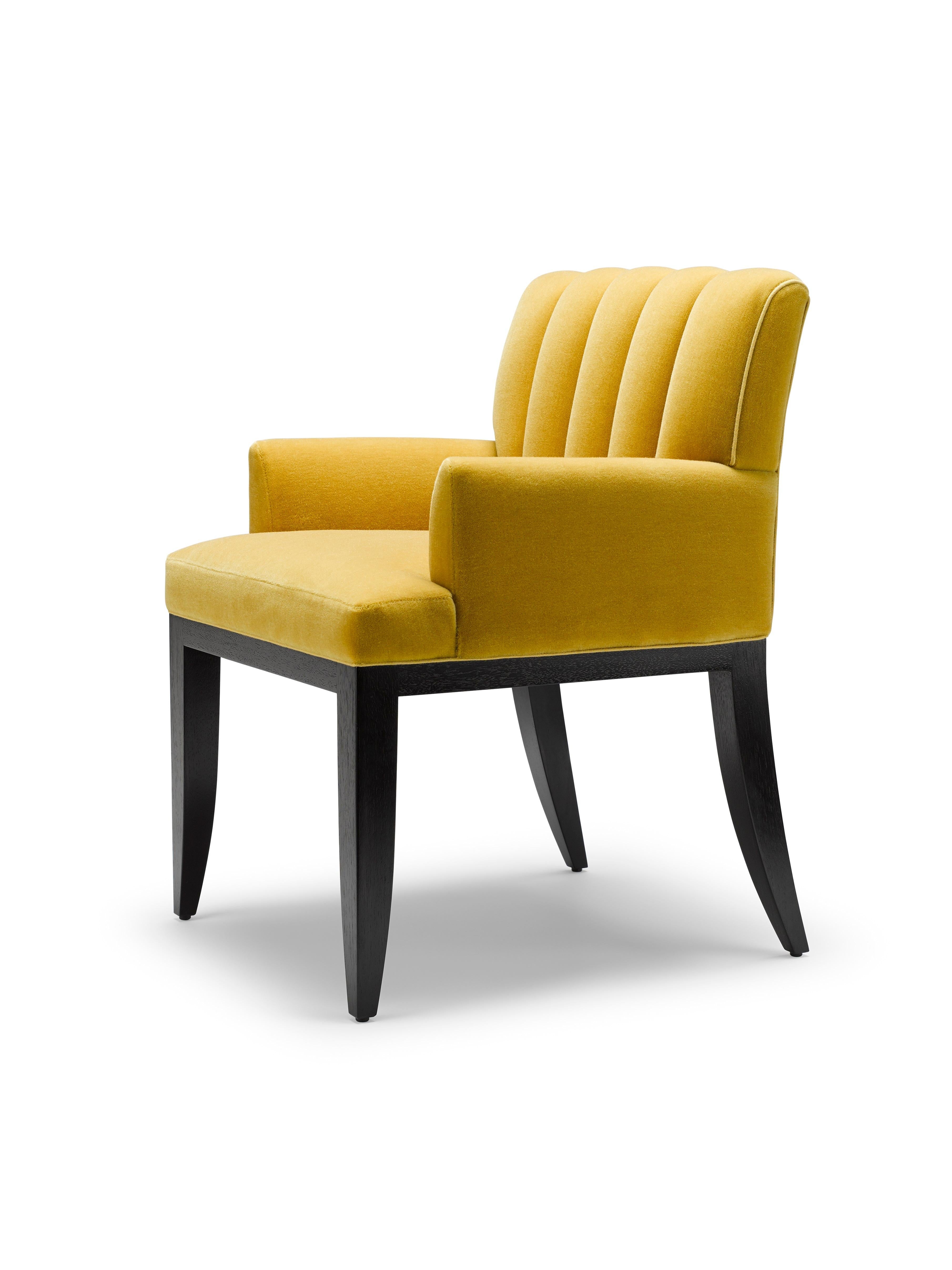https://a.1stdibscdn.com/contemporary-felix-carver-chair-in-yellow-mohair-with-solid-walnut-legs-for-sale-picture-3/f_27813/f_379955721705574750312/2022_9_22_FeliixCarverChair_yellow_black16597_1_master.jpg