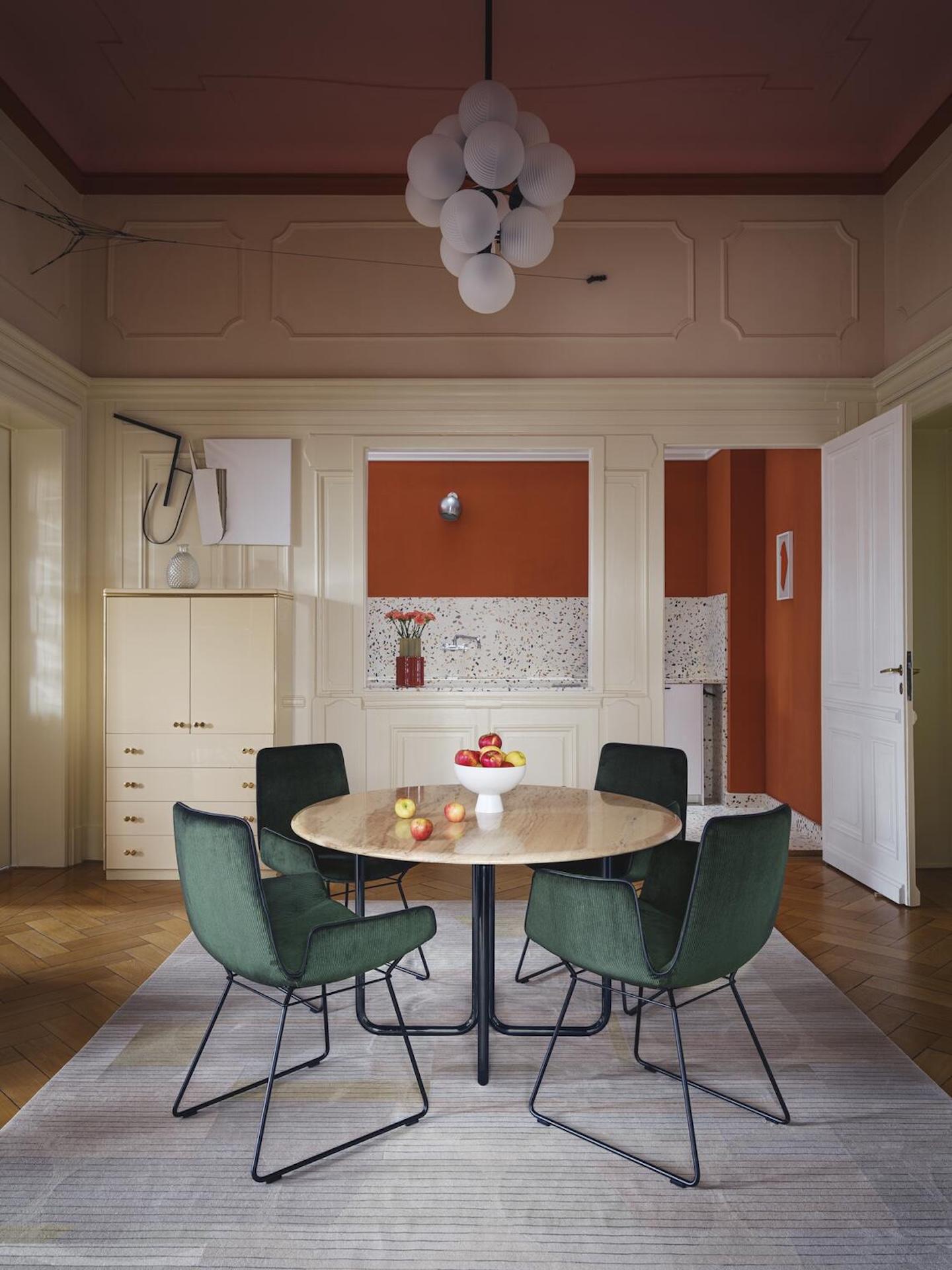 https://a.1stdibscdn.com/customizable-freifrau-amelie-armchair-by-hoffmann-kahleyss-for-sale-picture-3/f_44652/f_465471321757099860499/2022_FF_graefling_frankfurt_amelie_mixed_setting_96dpi_2x_master.jpg