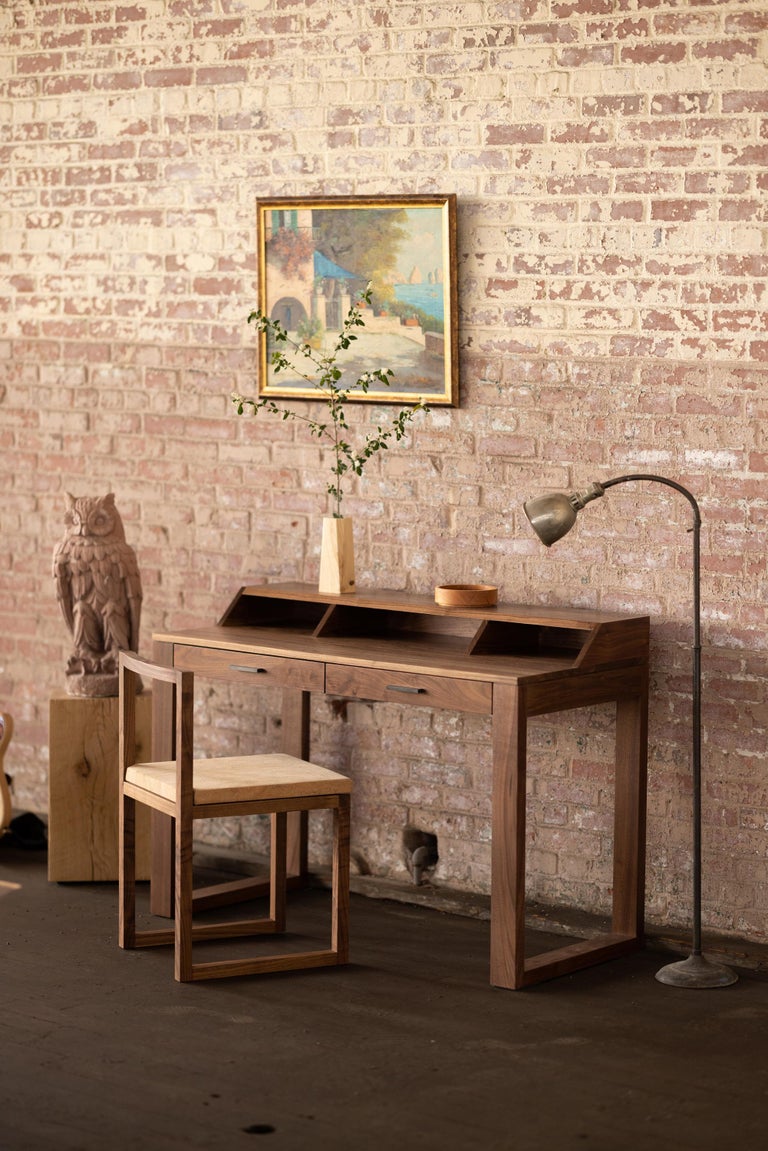 https://a.1stdibscdn.com/walnut-wood-and-cork-chair-dining-or-writing-desk-chair-porto-chair-for-sale-picture-7/f_43982/f_343254721684341706373/2023_26_R5_0119_3000px_master.jpg?width=768