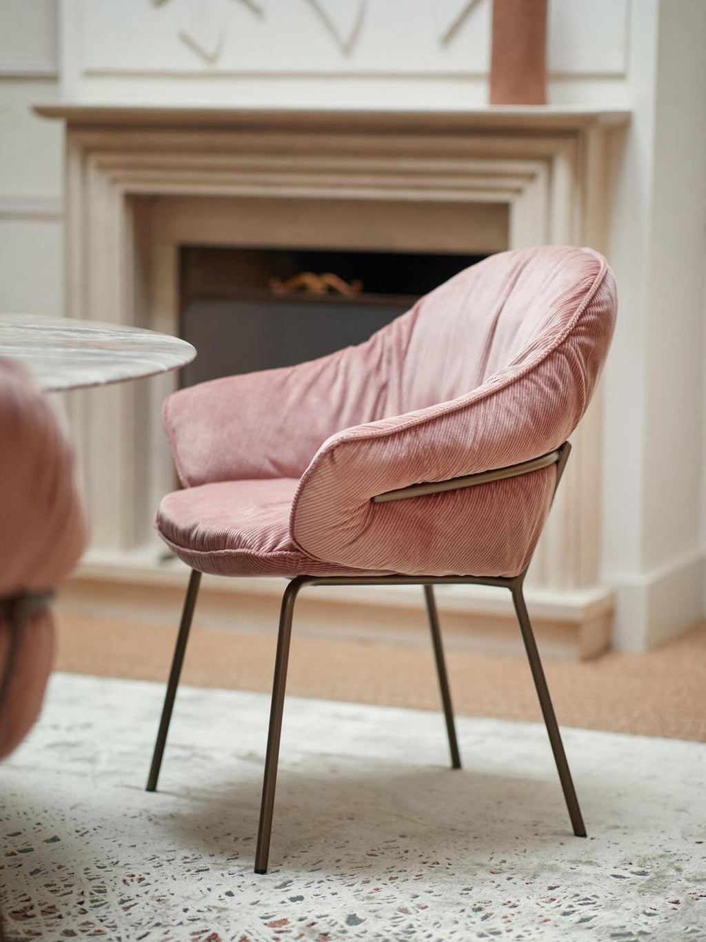 https://a.1stdibscdn.com/customizable-freifrau-marie-armchair-by-hoffmann-kahleyss-design-for-sale-picture-5/f_44652/f_464118521756147070612/2023_FF_altes_postamt_marie_riga_detail_1_96dpi_2x_master.jpg