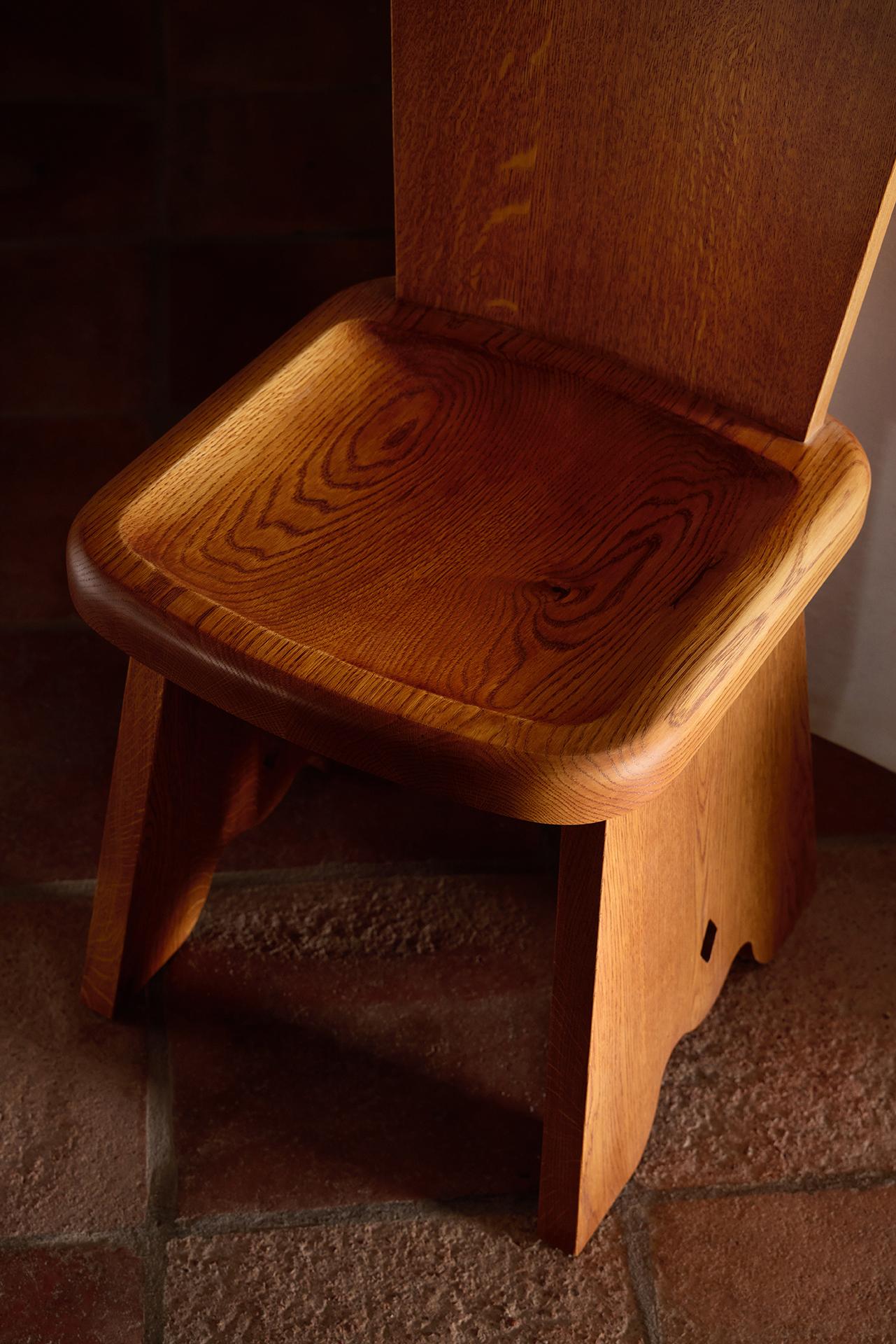 https://a.1stdibscdn.com/rambling-chair-in-honey-french-oak-wood-by-yaniv-chen-for-lemon-for-sale-picture-11/f_59512/f_382641621714640607786/20240412_LemonDesign_RamblingChair_SHOT_06_8727_RT_master.jpg
