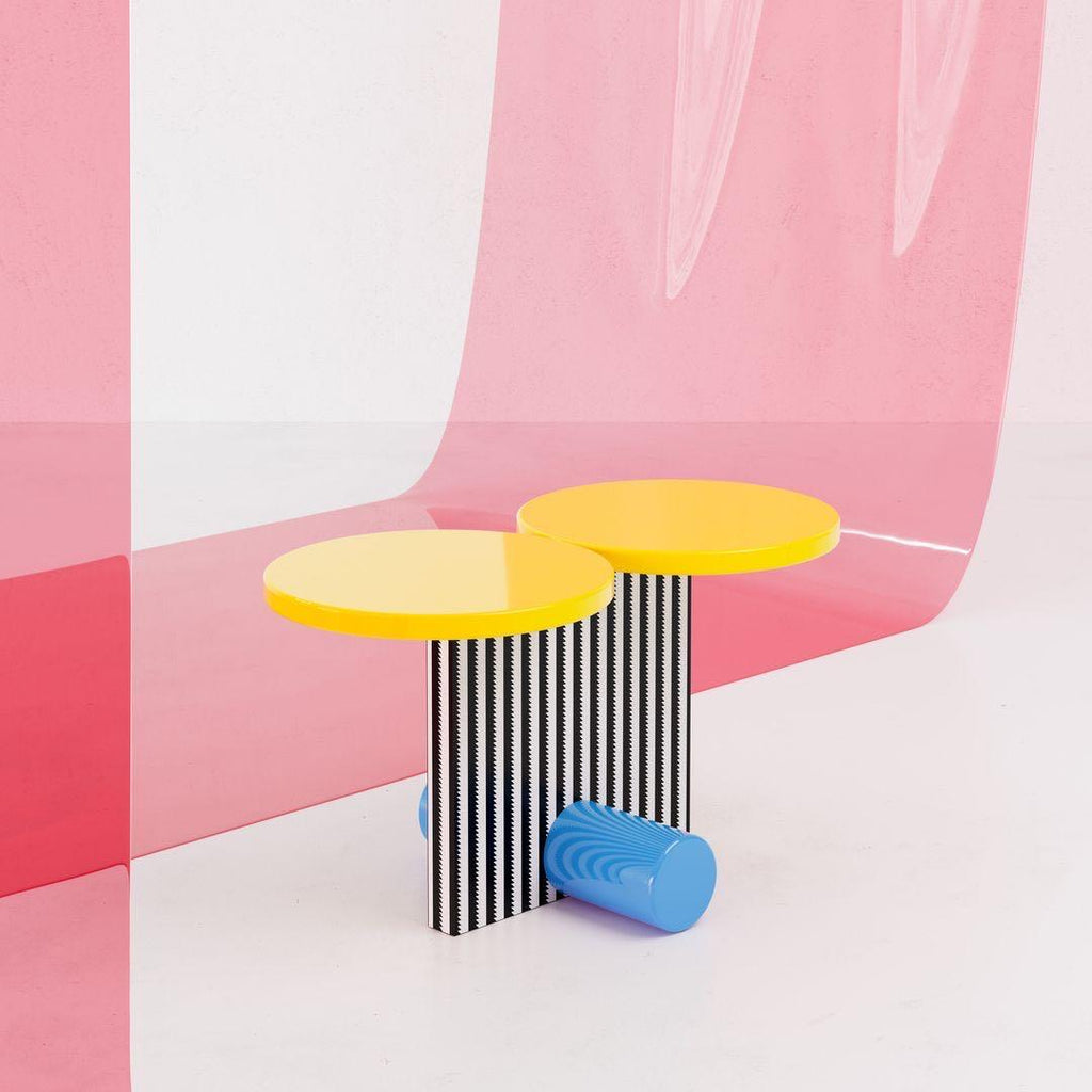 https://a.1stdibscdn.com/polar-coffee-table-by-memphis-michele-de-lucchi-for-sale-picture-2/f_10794/f_403472321719385316938/_20240626150056_master.jpg