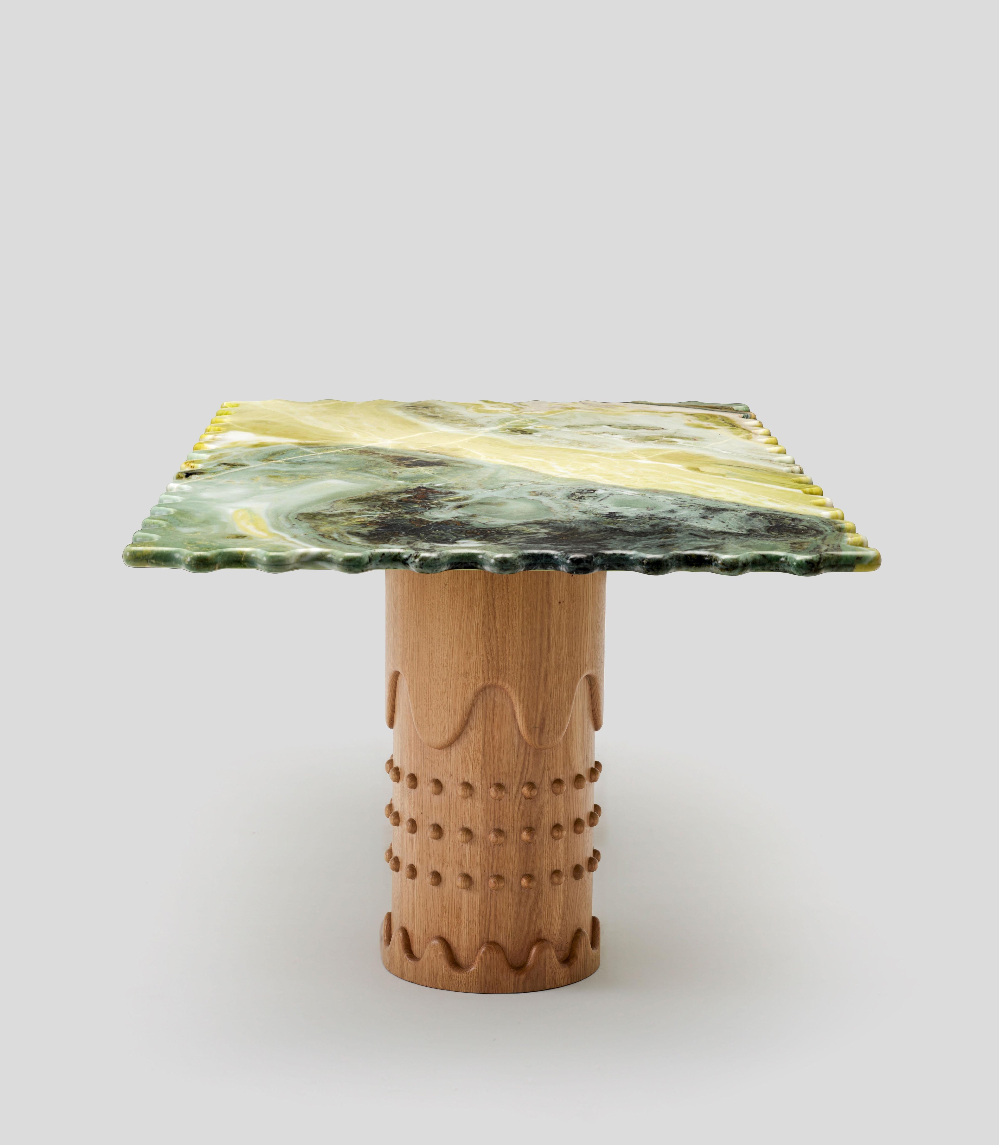 https://a.1stdibscdn.com/metlife-green-marble-dining-table-with-handcarved-oak-legs-for-sale-picture-3/f_36601/f_419888421729603345977/20240627_MK34543__master.jpg