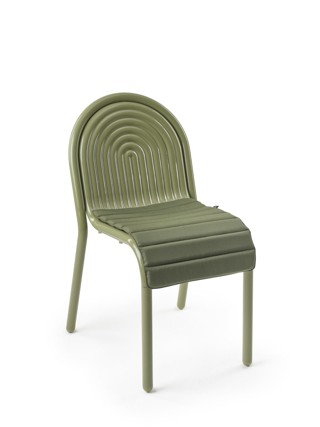 https://a.1stdibscdn.com/tom-dixon-groove-aluminum-outdoor-dining-table-in-moss-green-for-sale-picture-14/f_14472/f_438611021740863674847/2024_10_07_TOM_DIXON_CUTOUTS_SS25_0240_copy_master.jpg