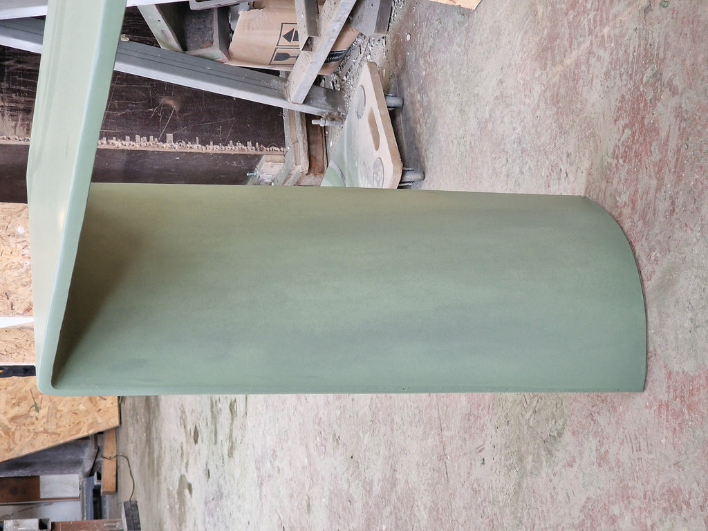 https://a.1stdibscdn.com/21st-century-tadao-alto-concrete-console-green-fir-cement-color-special-edition-for-sale-picture-8/f_38941/f_440221421741871688968/20250313_094529_master.jpg