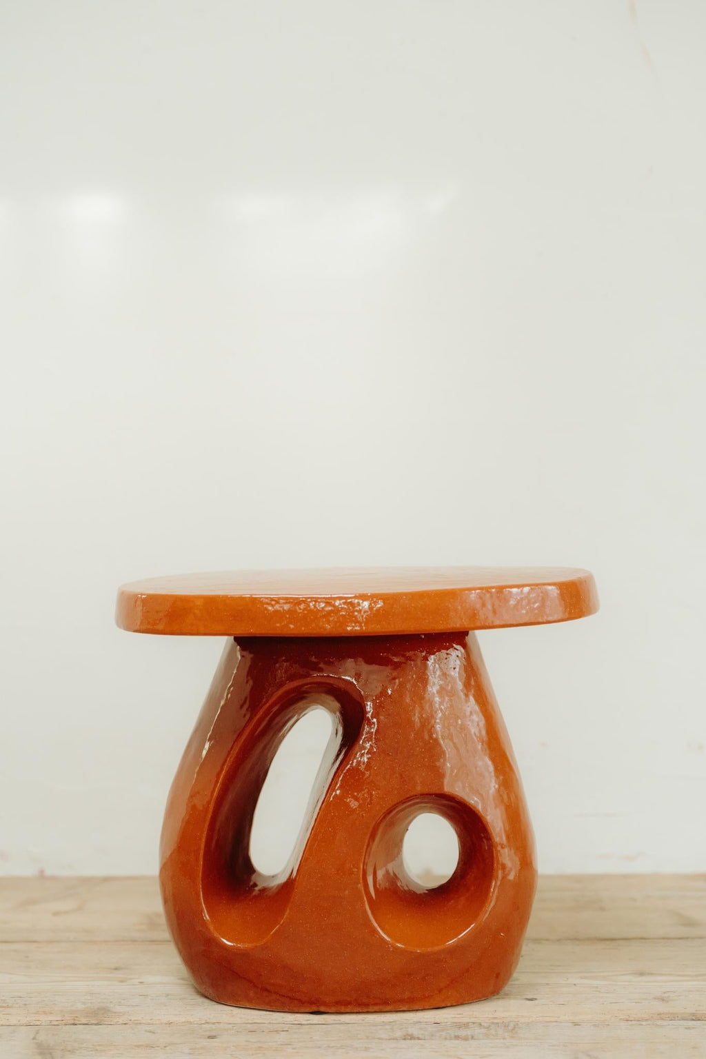 https://a.1stdibscdn.com/ceramic-coffee-side-table-for-sale-picture-2/f_24033/f_481230221767266176188/20251209_DSC08617_master.jpg