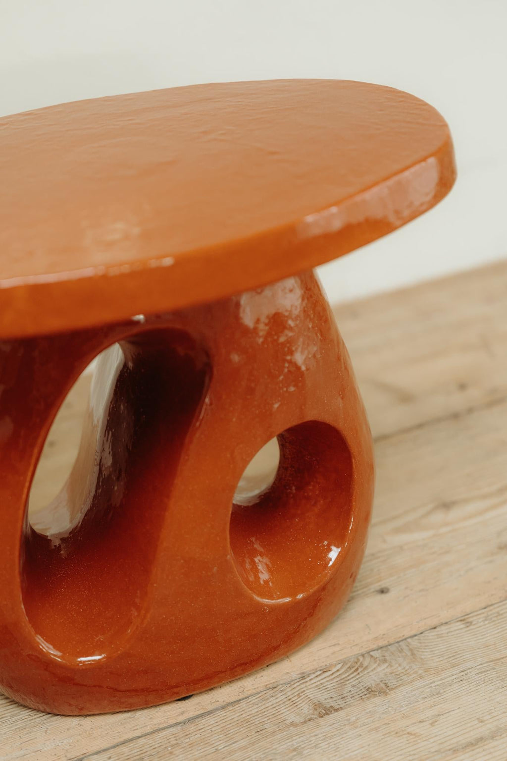 https://a.1stdibscdn.com/ceramic-coffee-side-table-for-sale-picture-9/f_24033/f_481230221767266176350/20251209_DSC08623_master.jpg