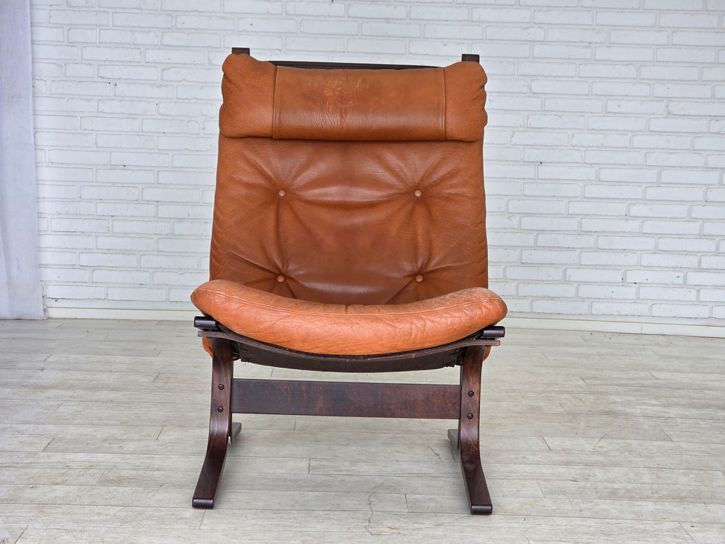 https://a.1stdibscdn.com/1970s-norwegian-design-by-ingmar-relling-lounge-chair-model-siesta-for-sale-picture-2/f_77632/f_489002921771586234125/20260219_101055_master.jpg