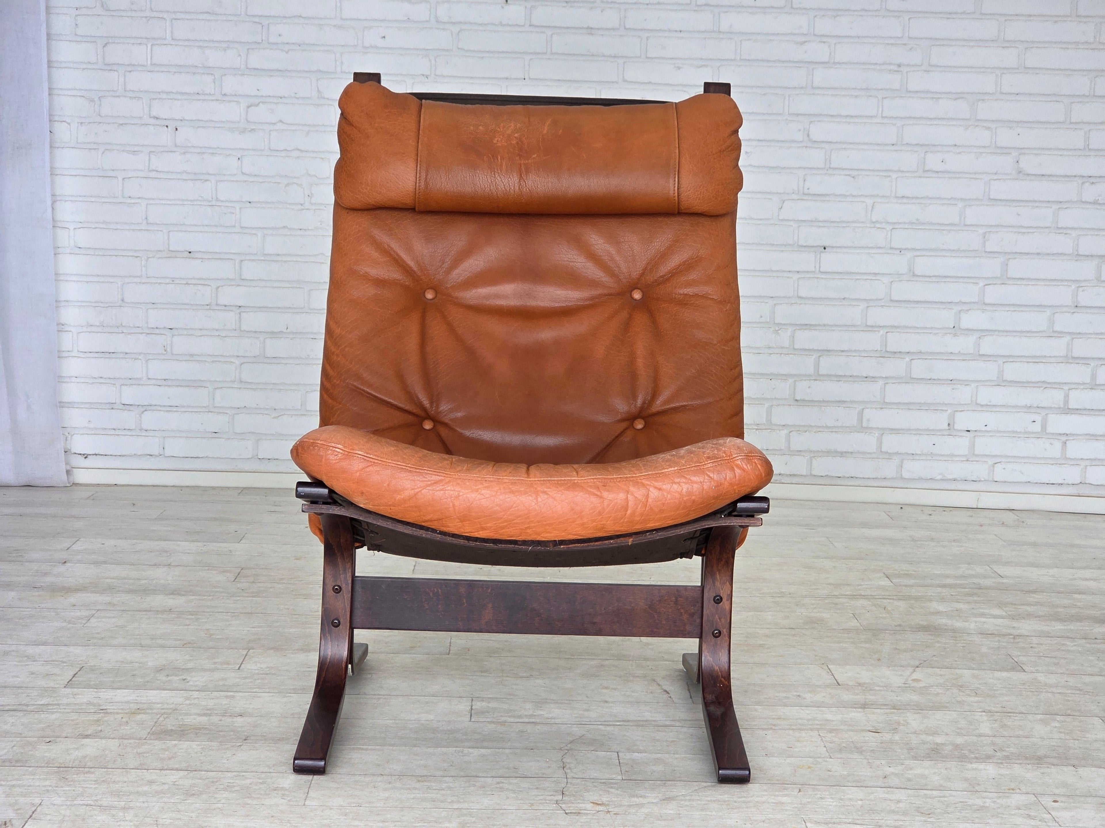 https://a.1stdibscdn.com/1970s-norwegian-design-by-ingmar-relling-lounge-chair-model-siesta-for-sale-picture-2/f_77632/f_489002921771586234125/20260219_101055_master.jpg