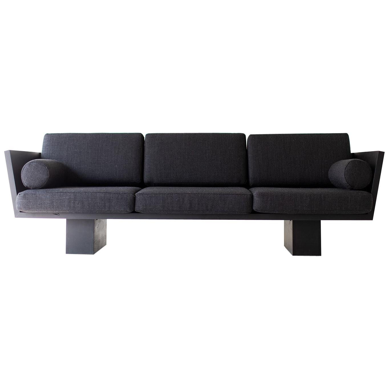 https://a.1stdibscdn.com/suelo-modern-outdoor-sofa-for-sale/1121189/f_206722921600850705671/20672292_master.jpg