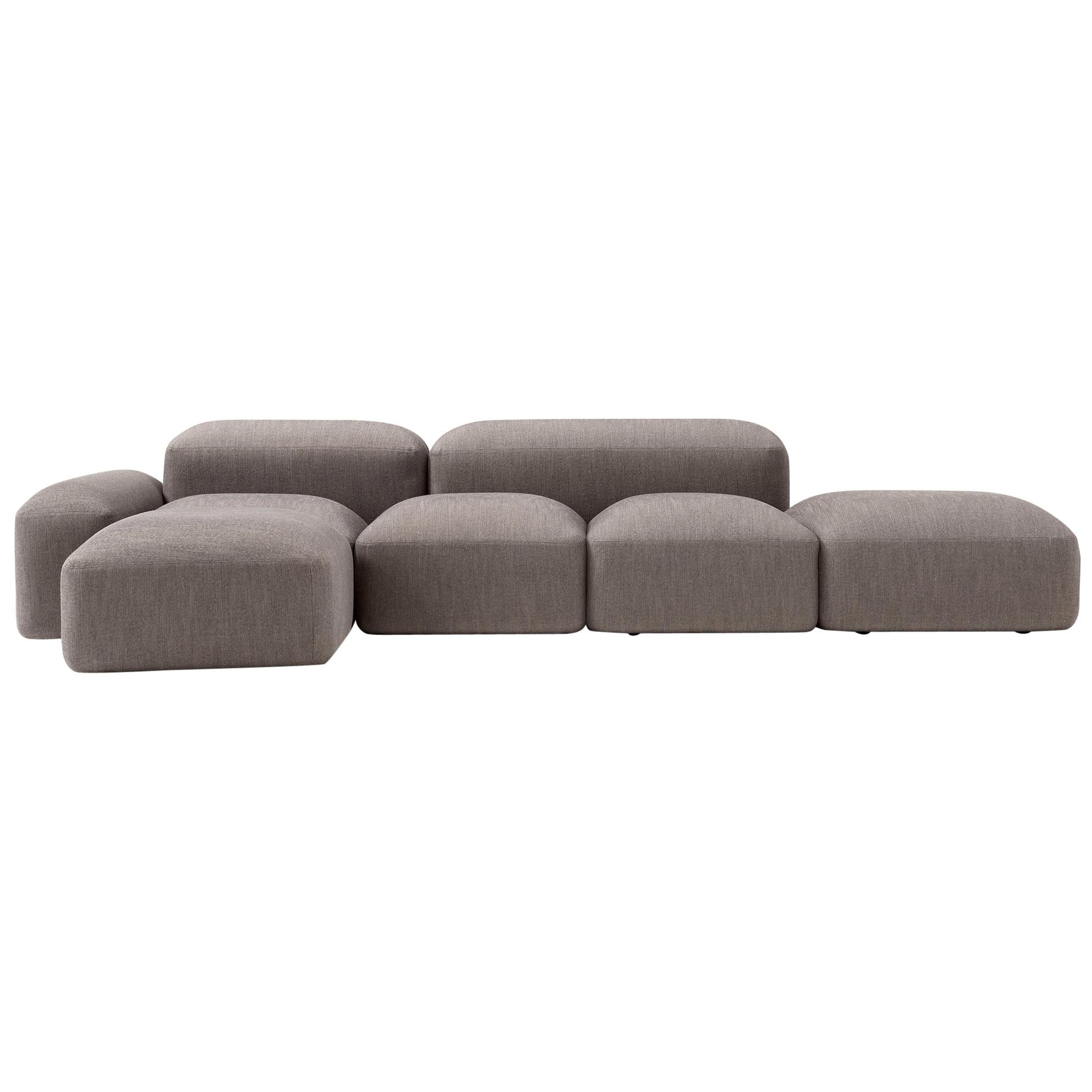 https://a.1stdibscdn.com/modular-and-customizable-sofa-lapis-e019-for-sale/1121189/f_208149521601656841564/20814952_master.jpg